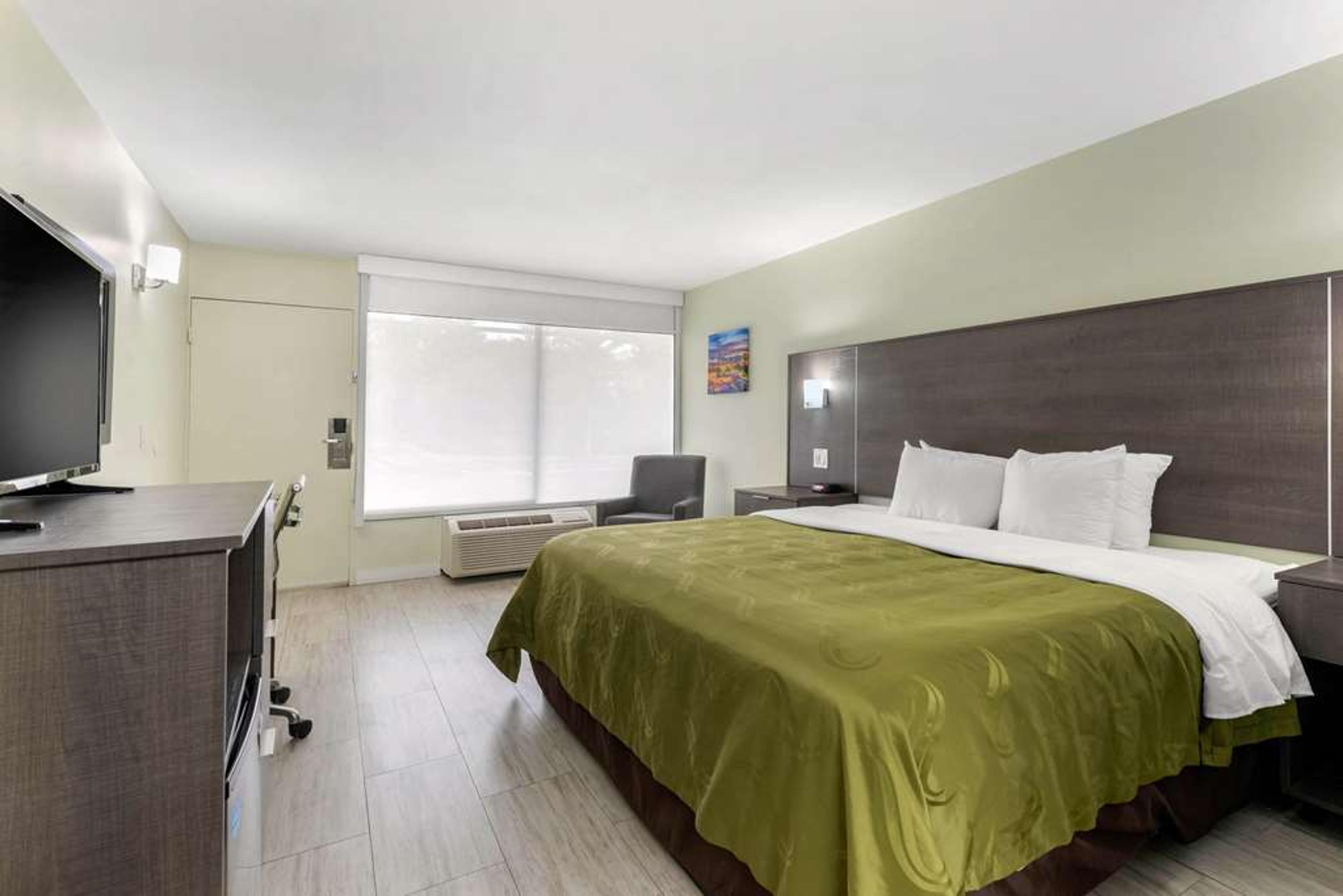 QUALITY INN GAINESVILLE