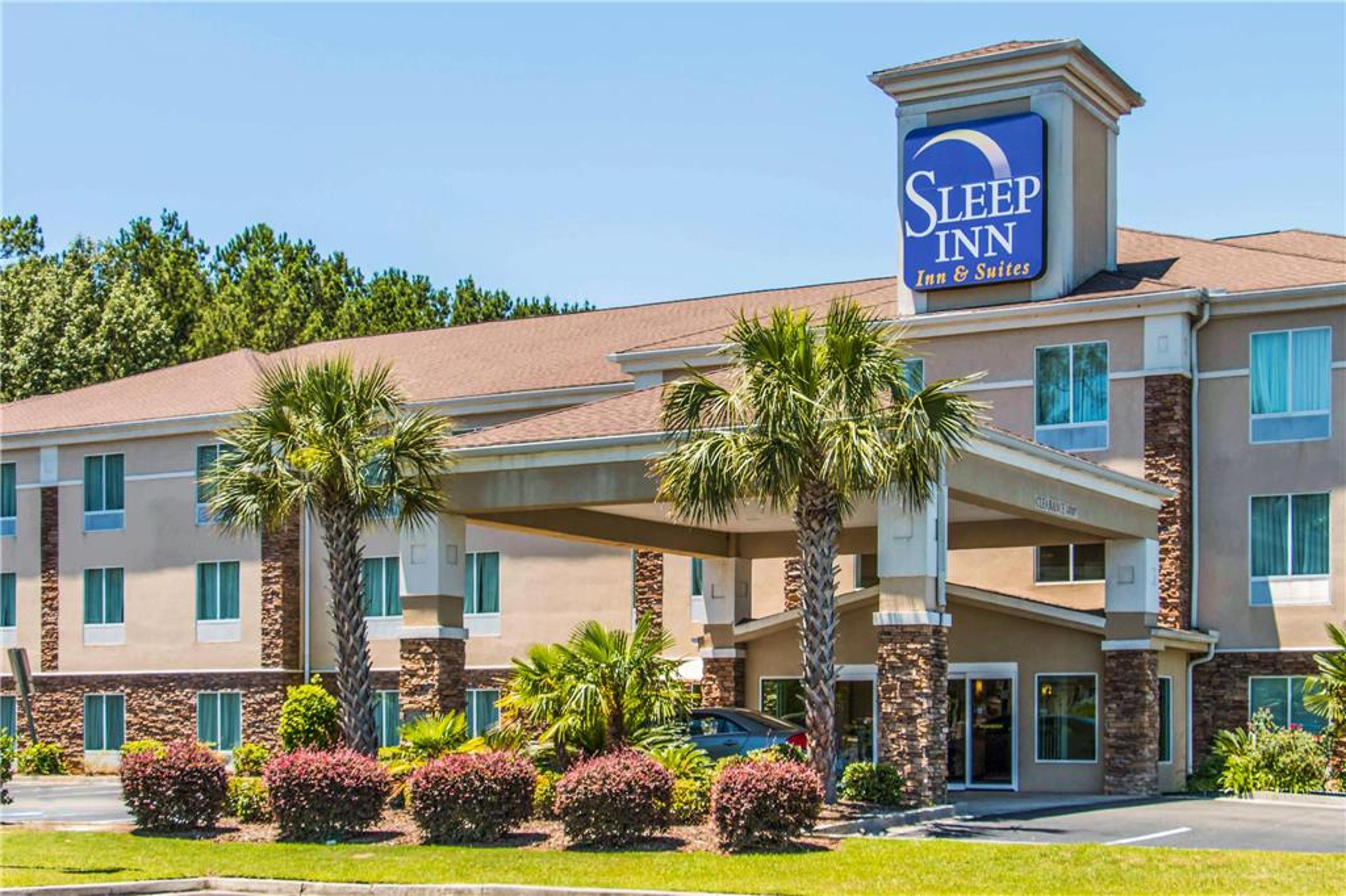 SLEEP INN & SUITES