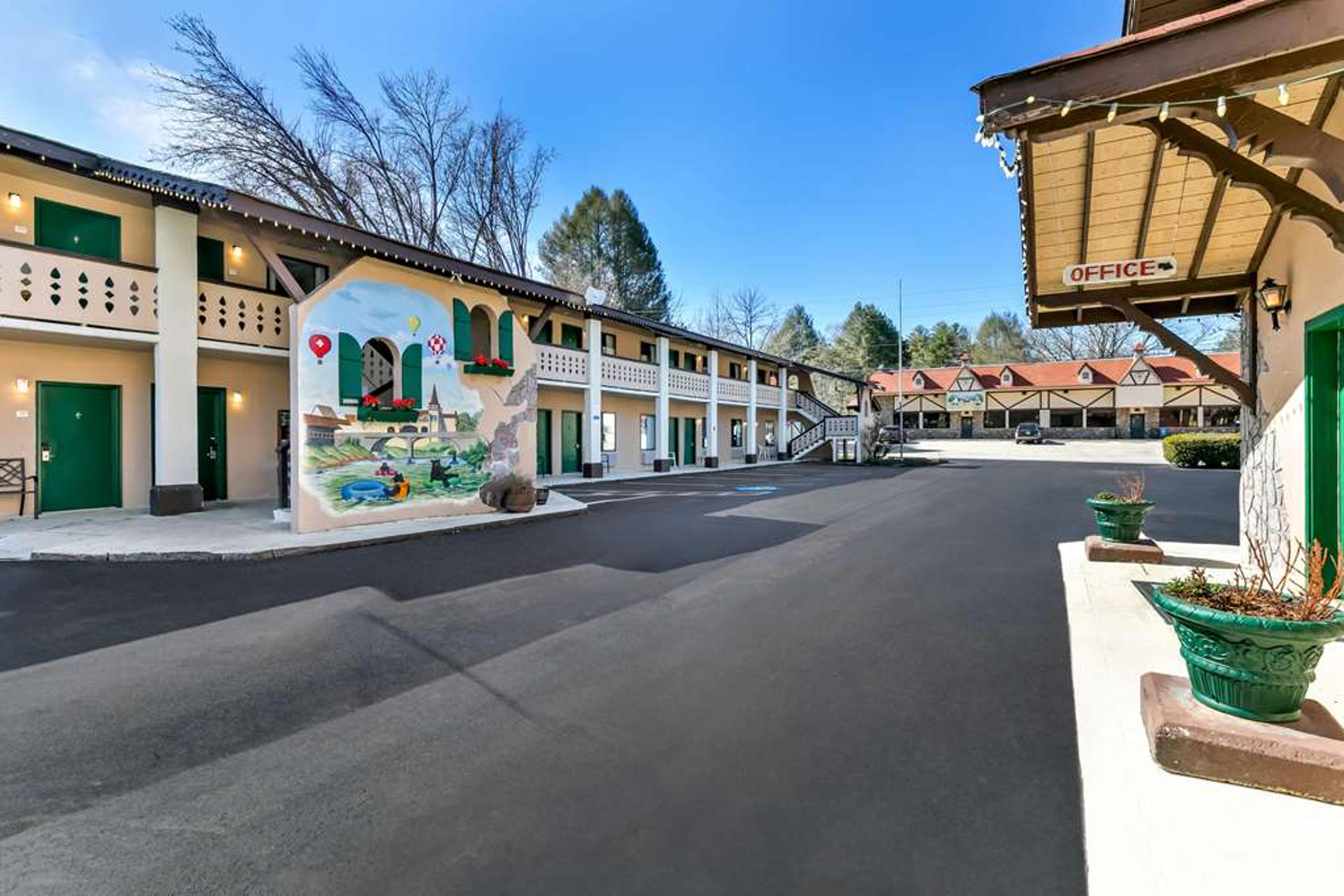 QUALITY INN DOWNTOWN HELEN