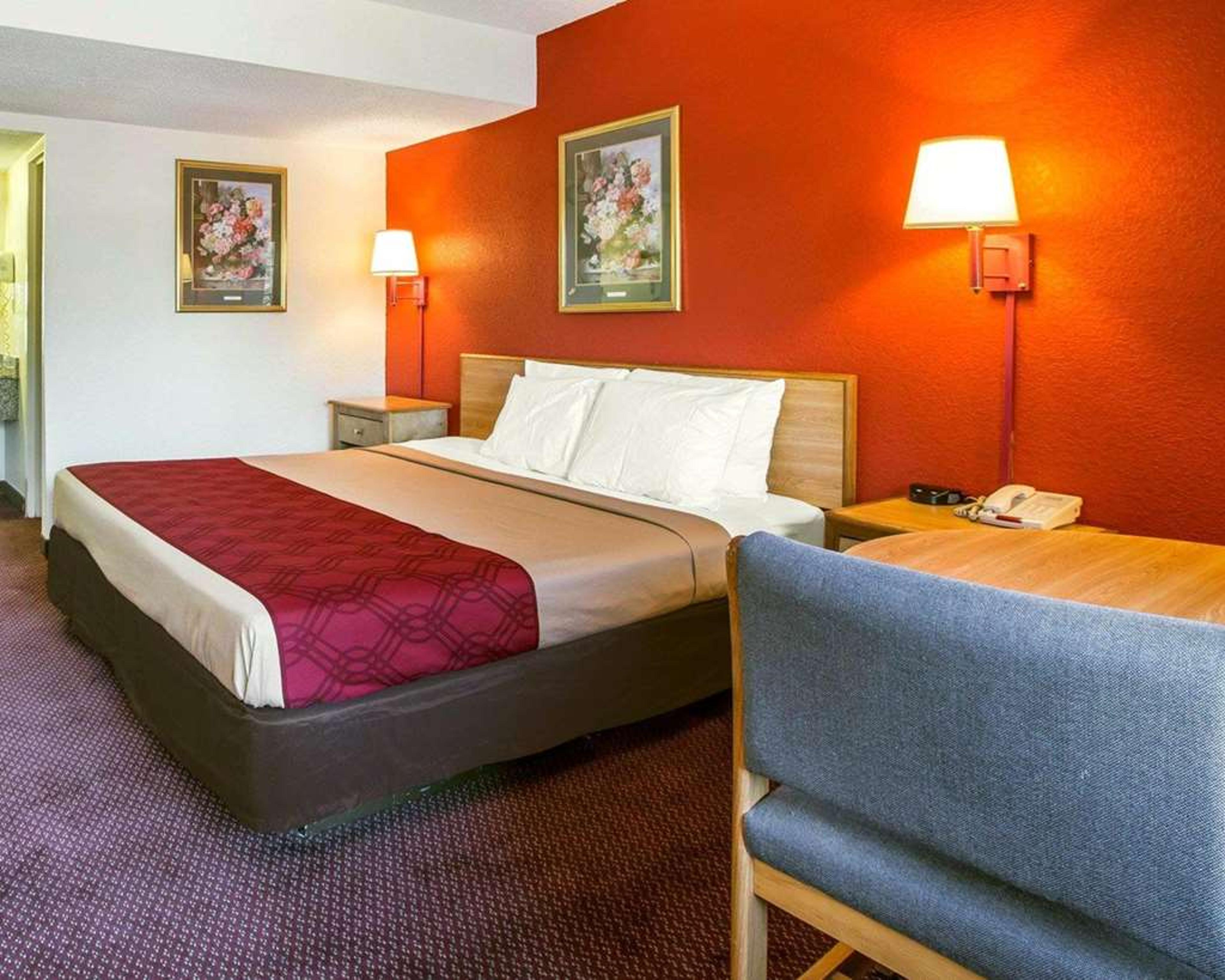 ECONO LODGE