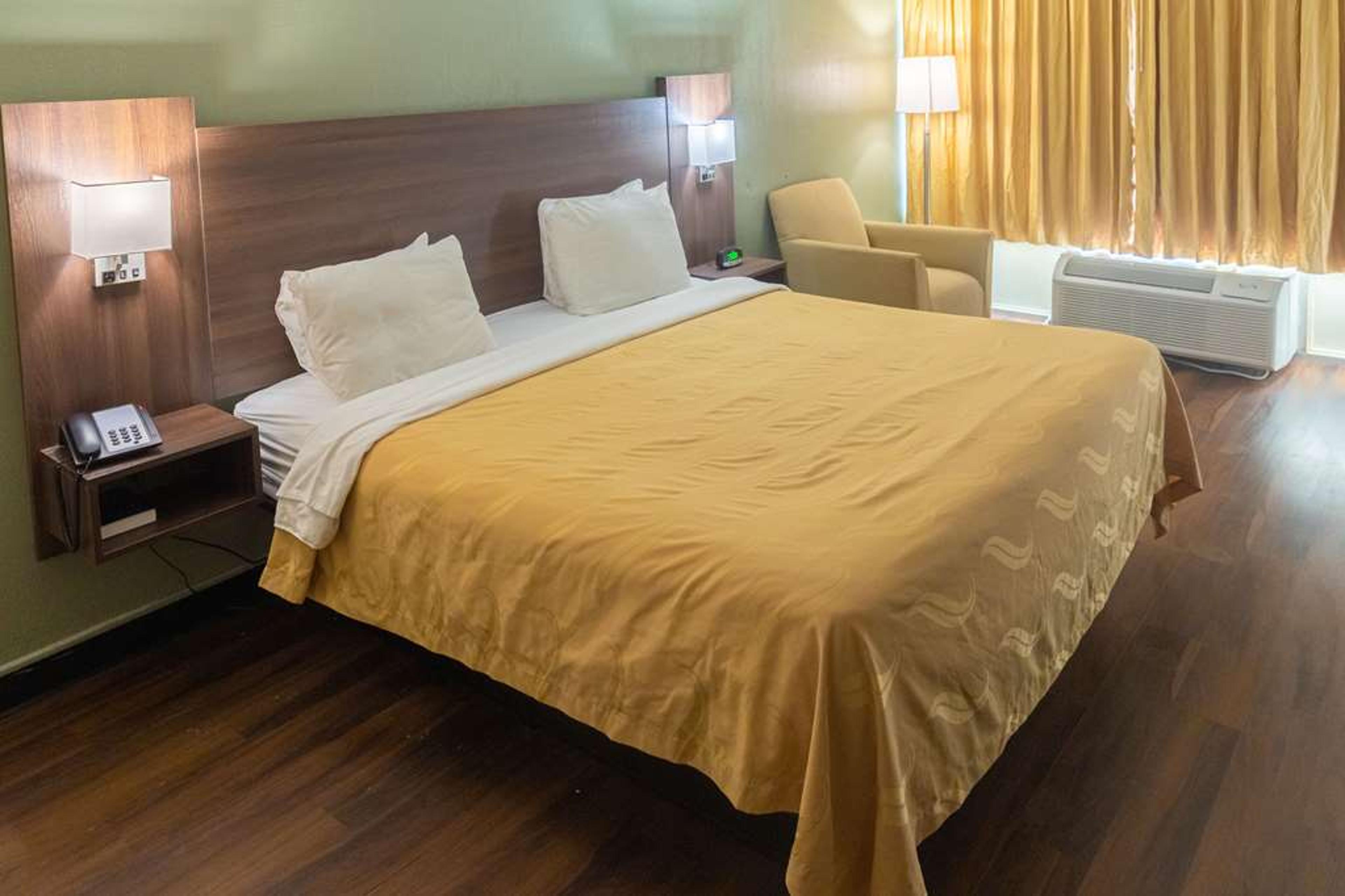 QUALITY INN RICHMOND HILL - SAVANNA