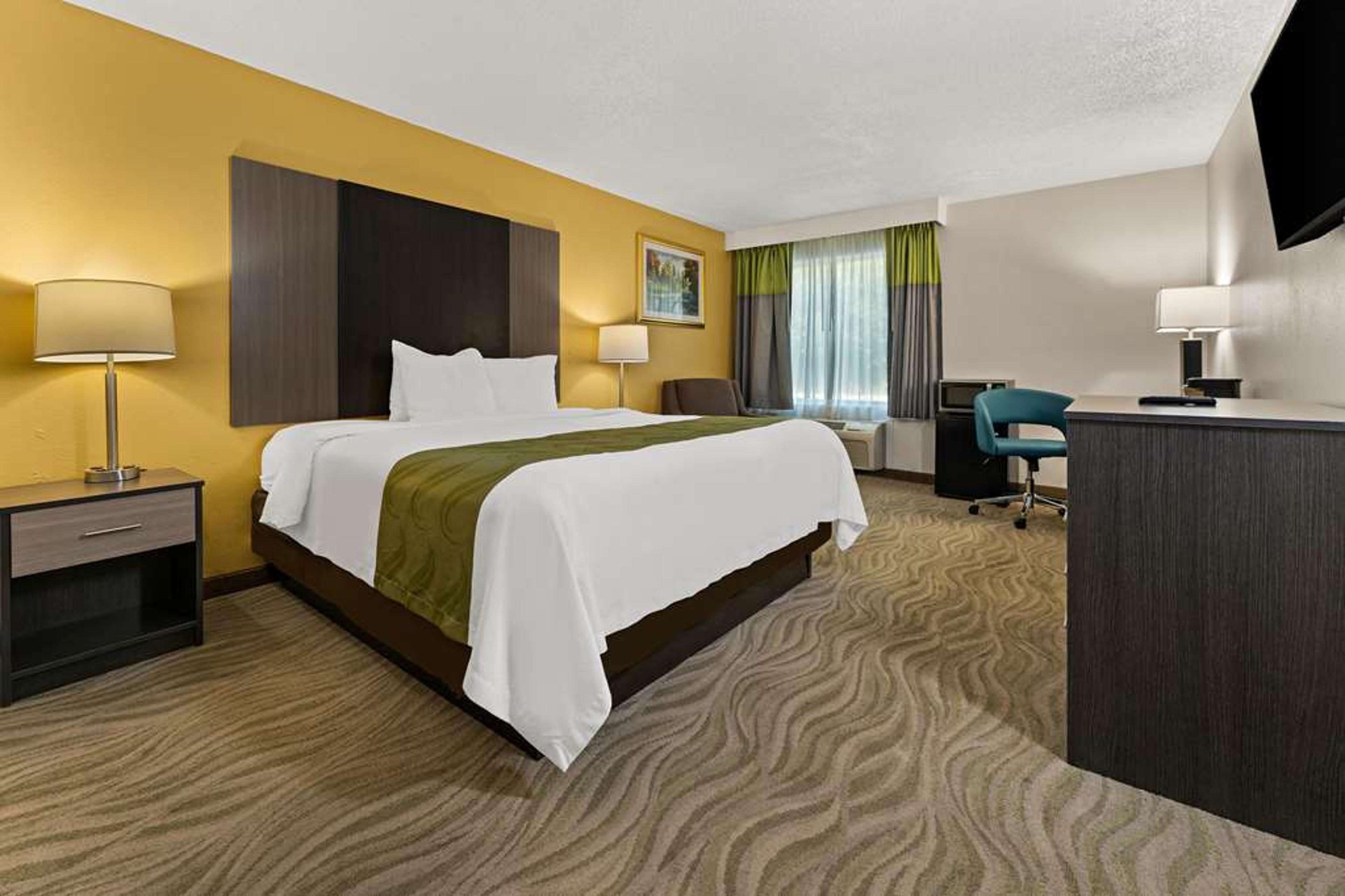 QUALITY INN SANDERSVILLE