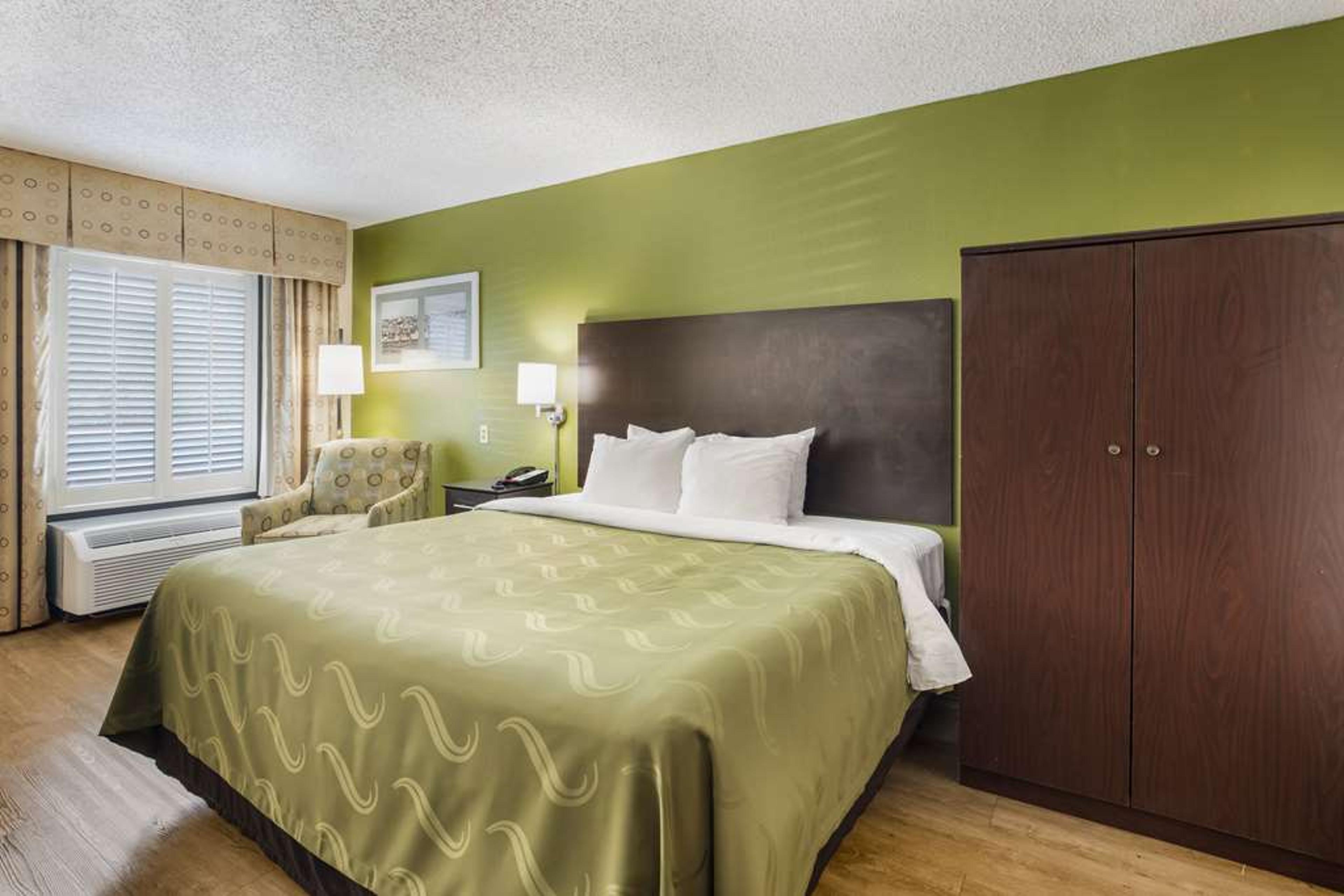 QUALITY INN AT ALBANY MALL