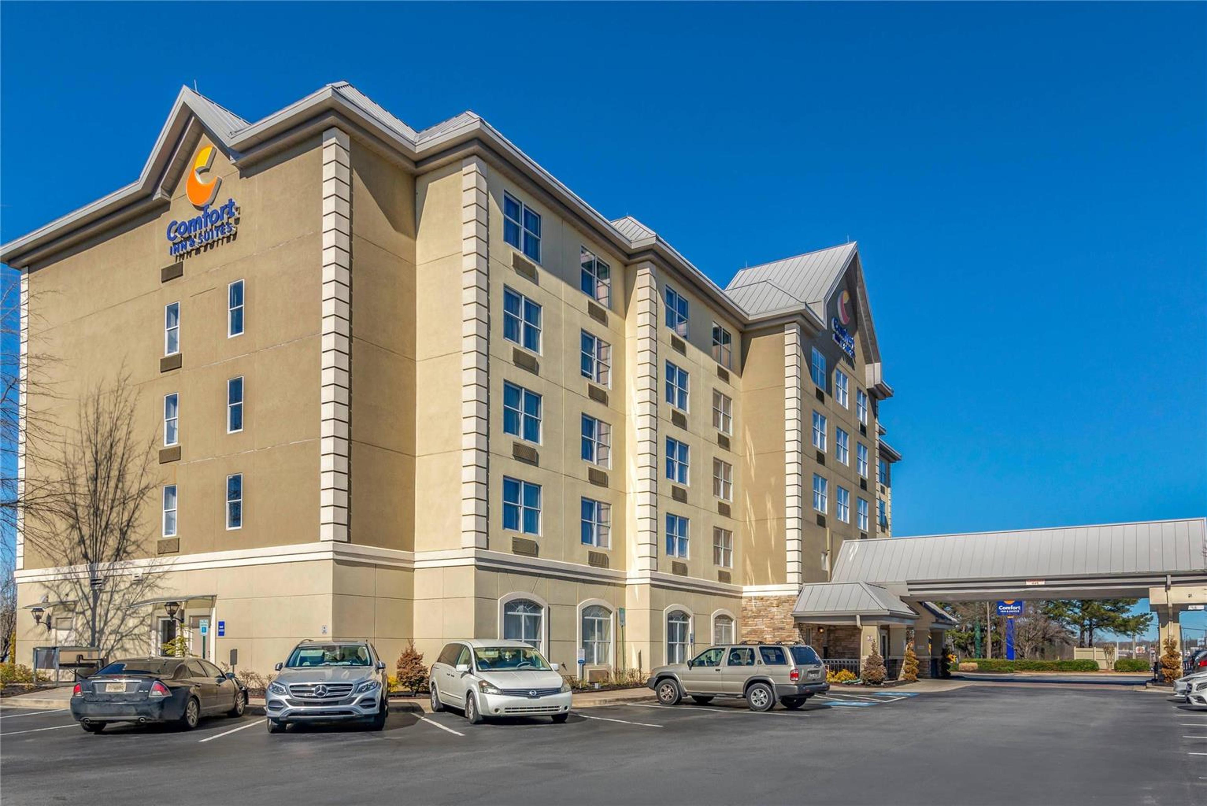 COMFORT INN AND SUITES LITHIA SPRIN