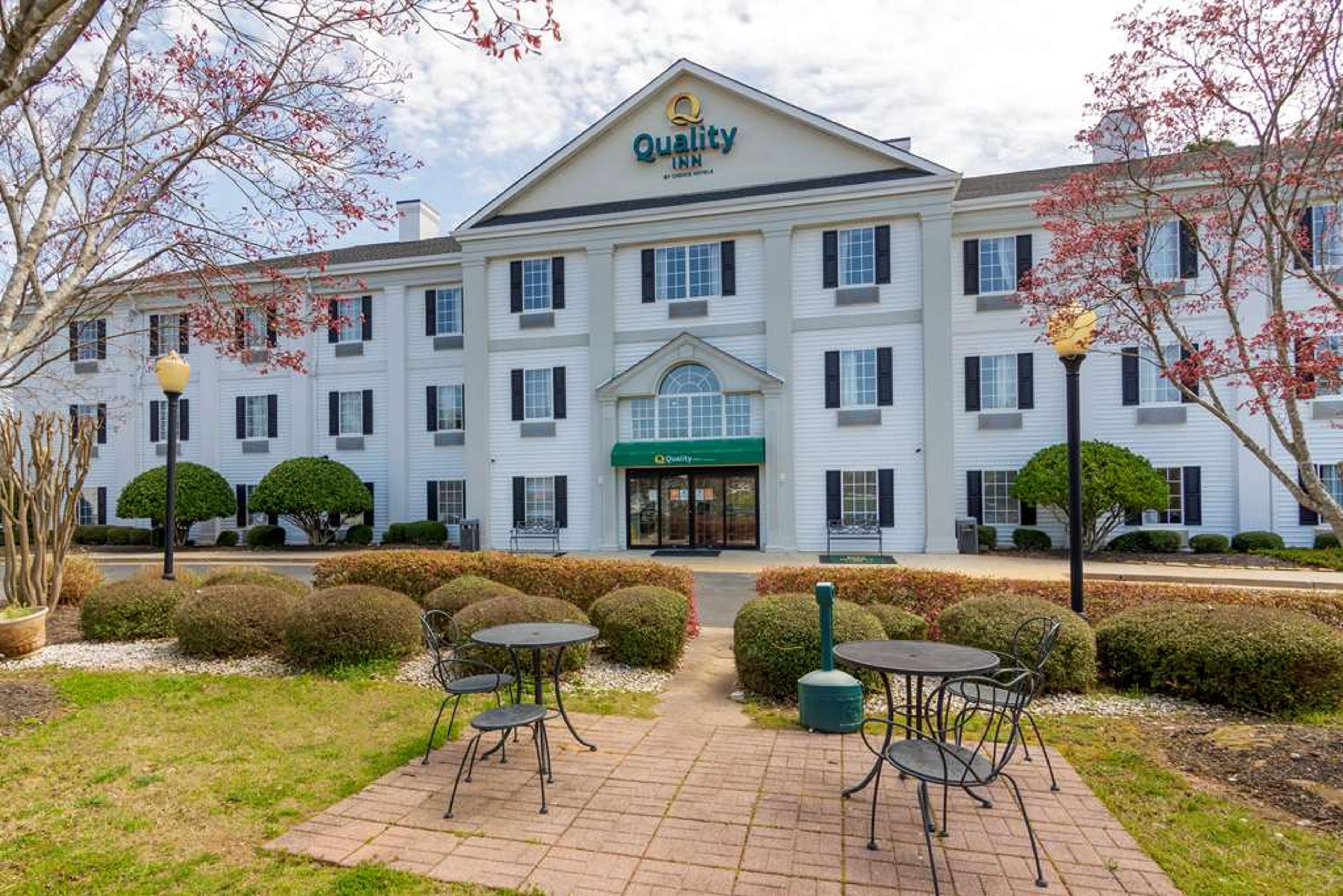 QUALITY INN NEWNAN