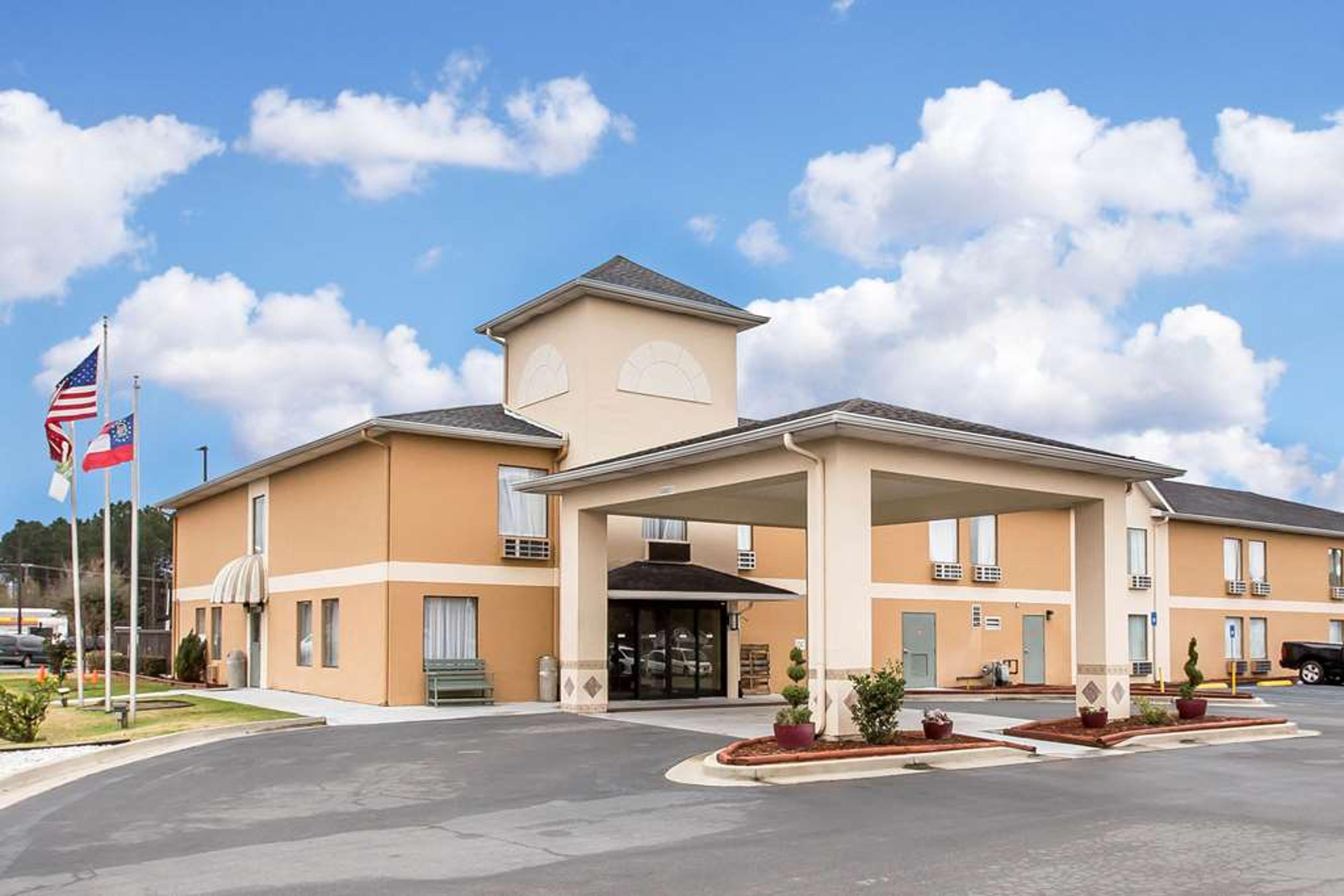 QUALITY INN FITZGERALD