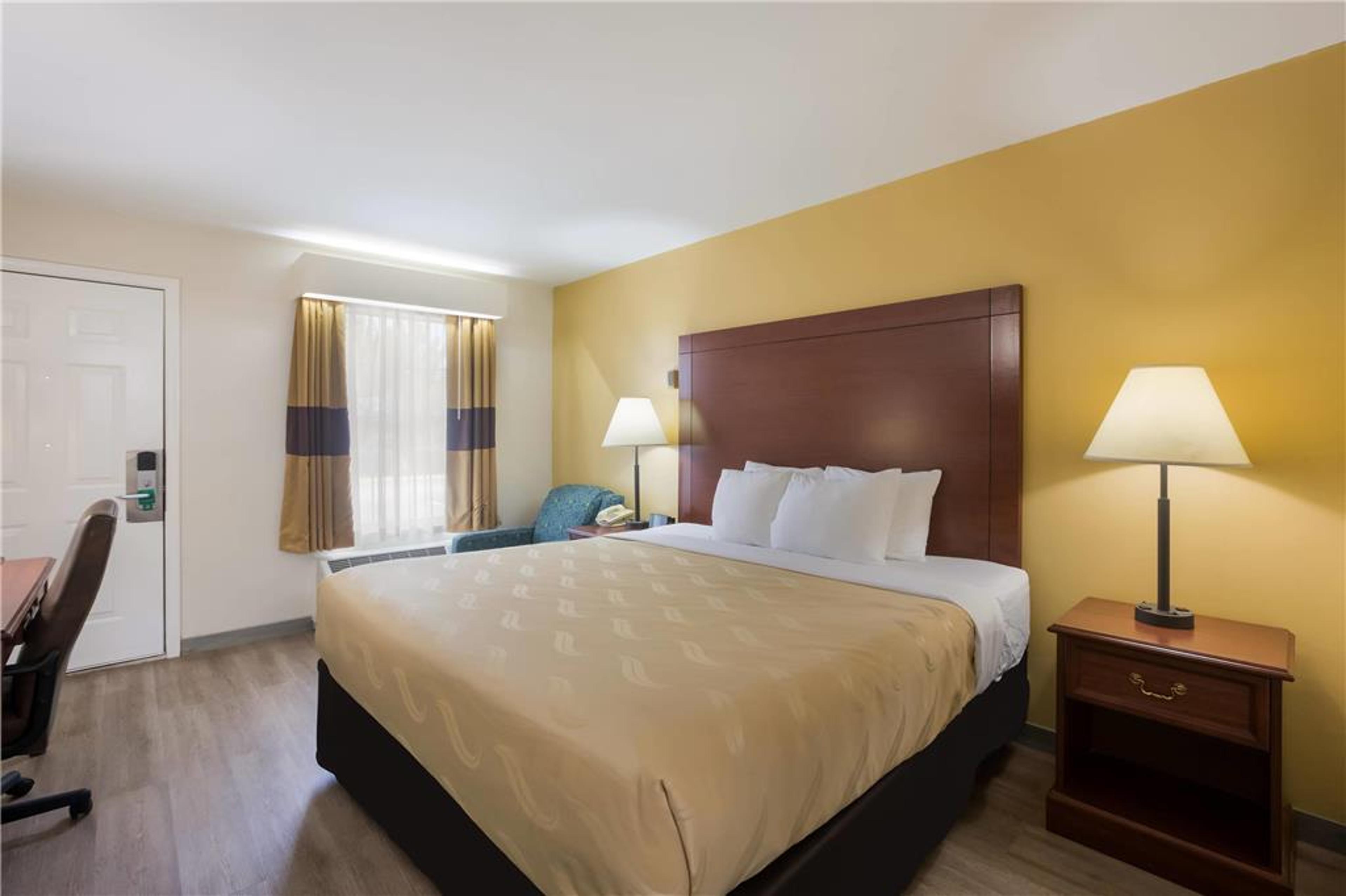 QUALITY INN AND SUITES GREENSBORO N