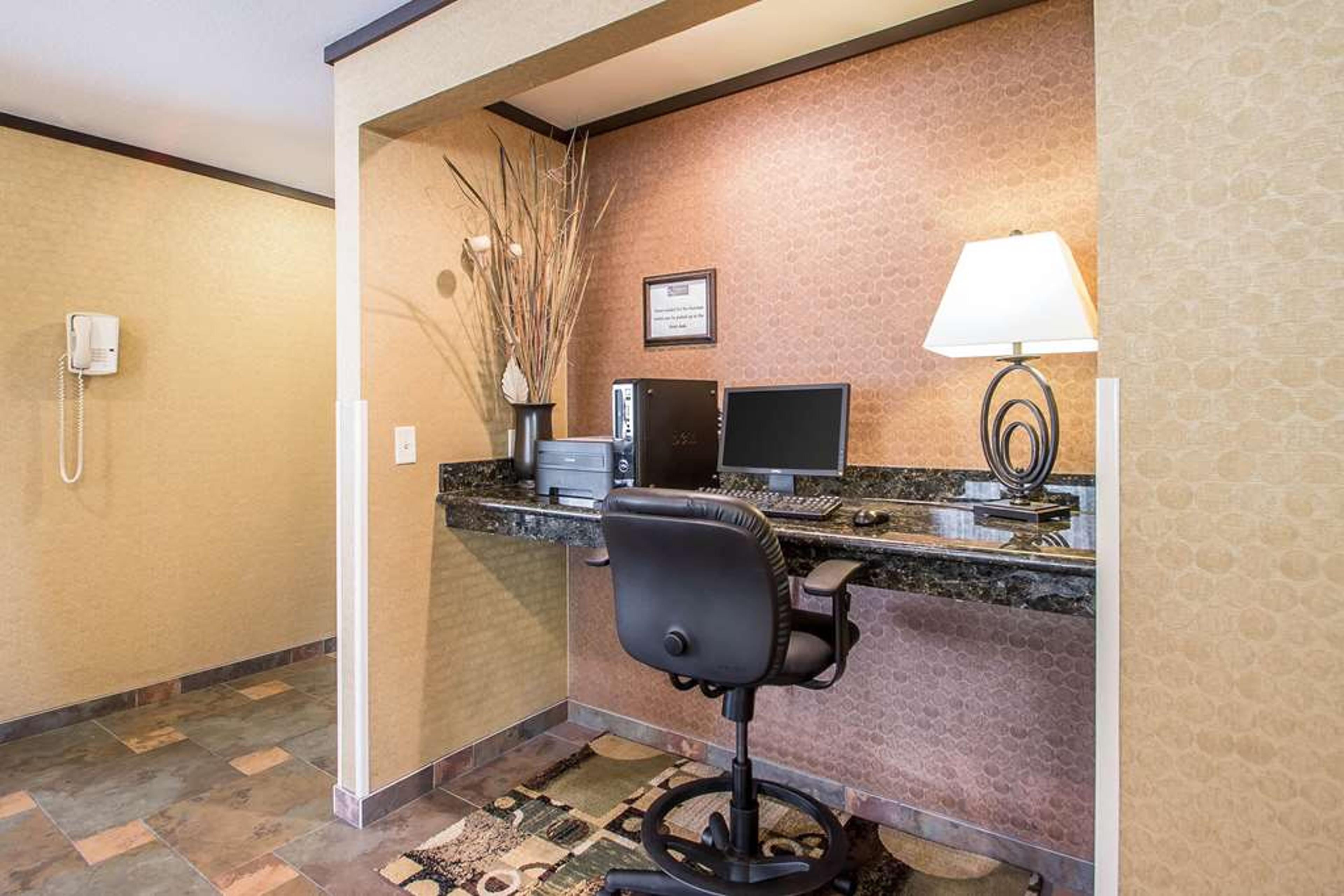 Hotel Photo 5