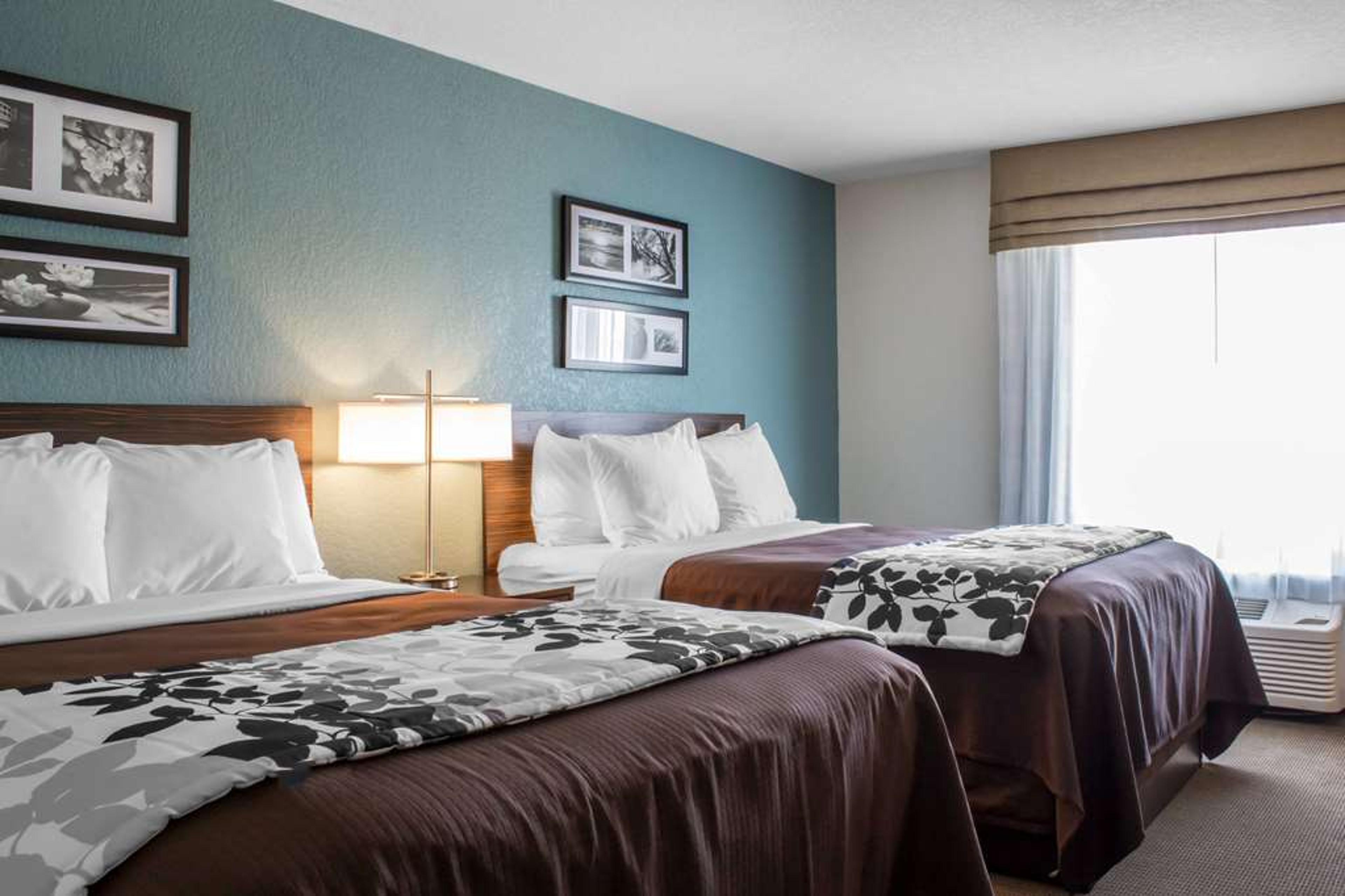 SLEEP INN AND SUITES FORT DODGE