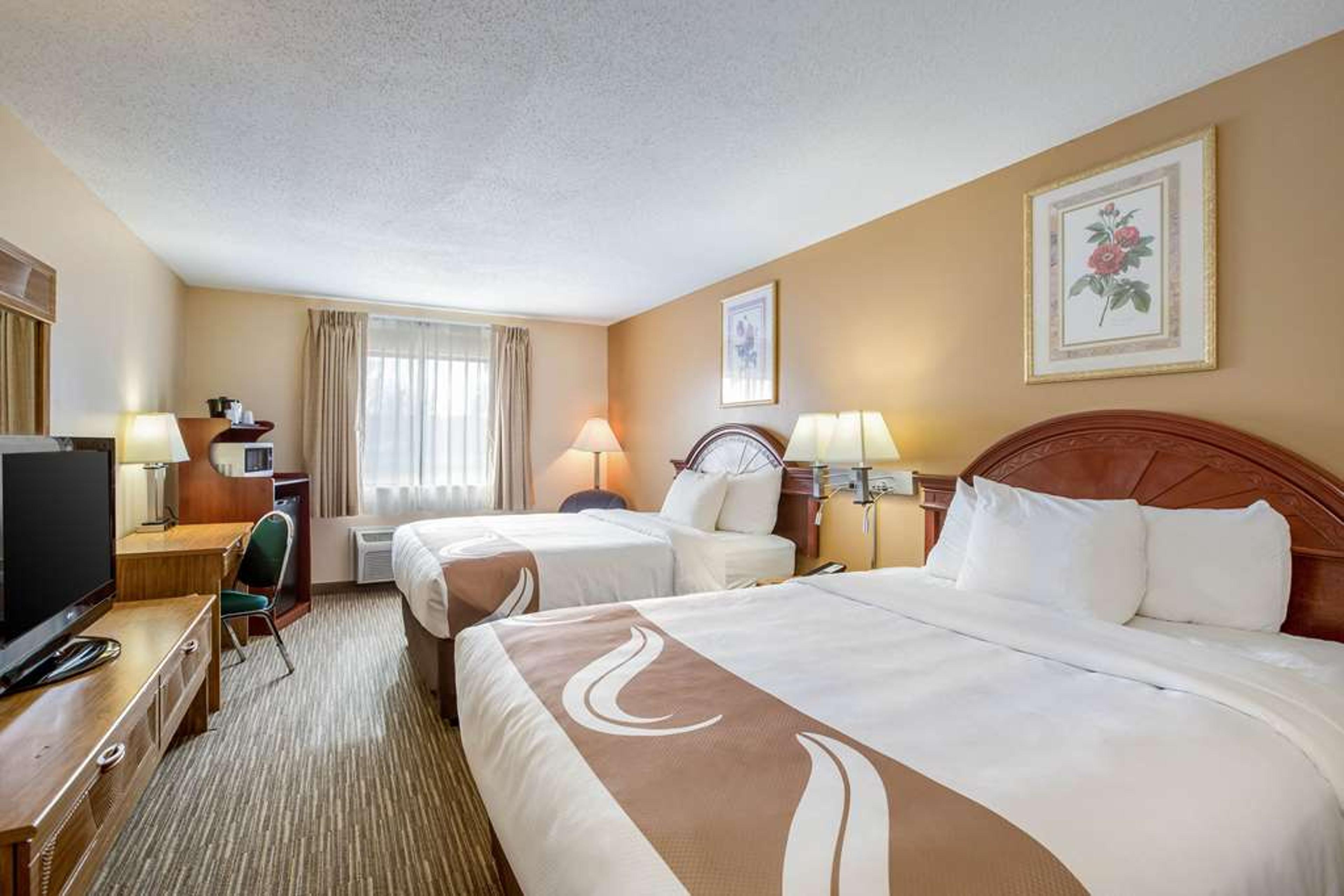 QUALITY INN - STORM LAKE