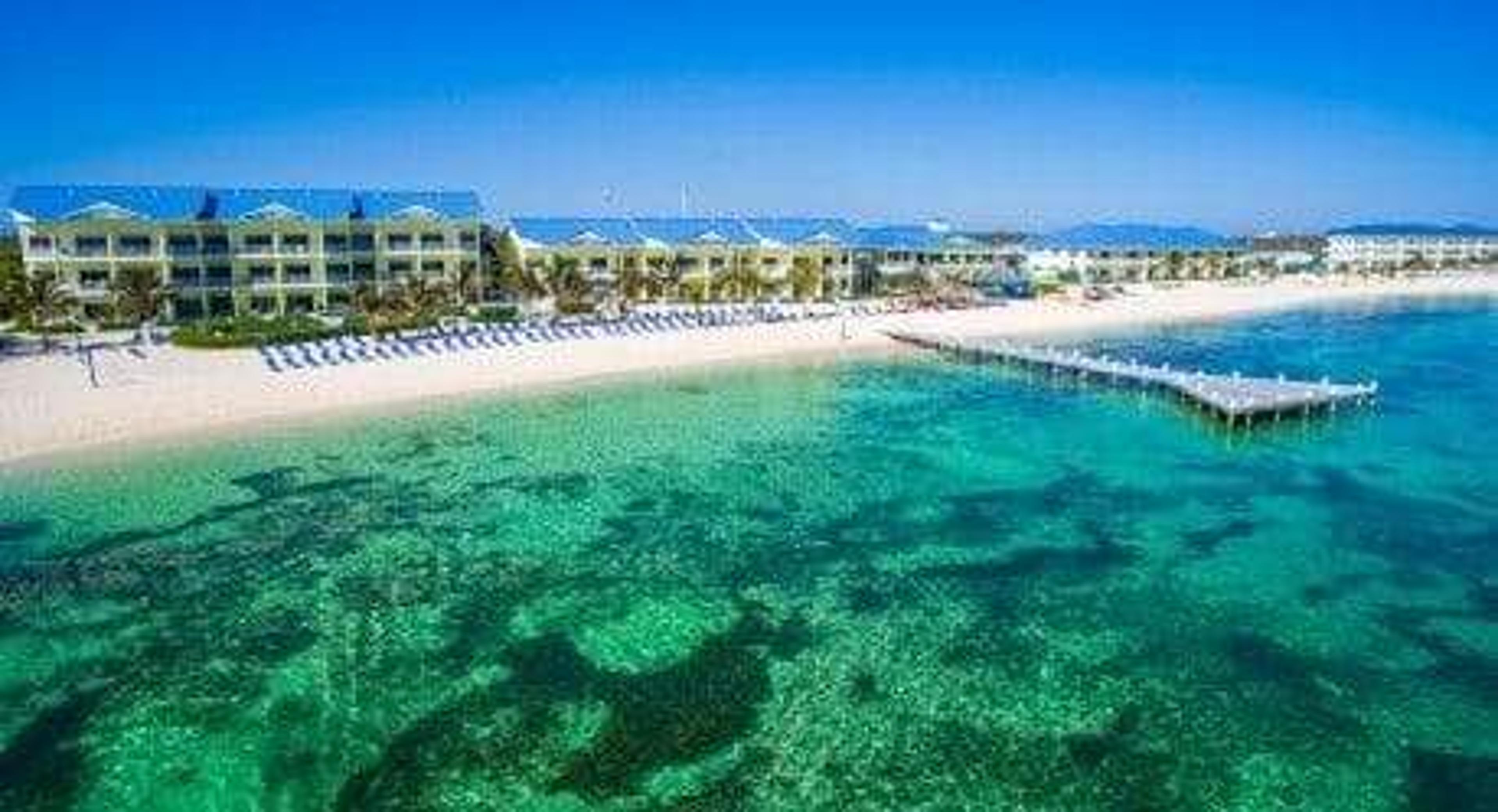 WYNDHAM REEF RESORT