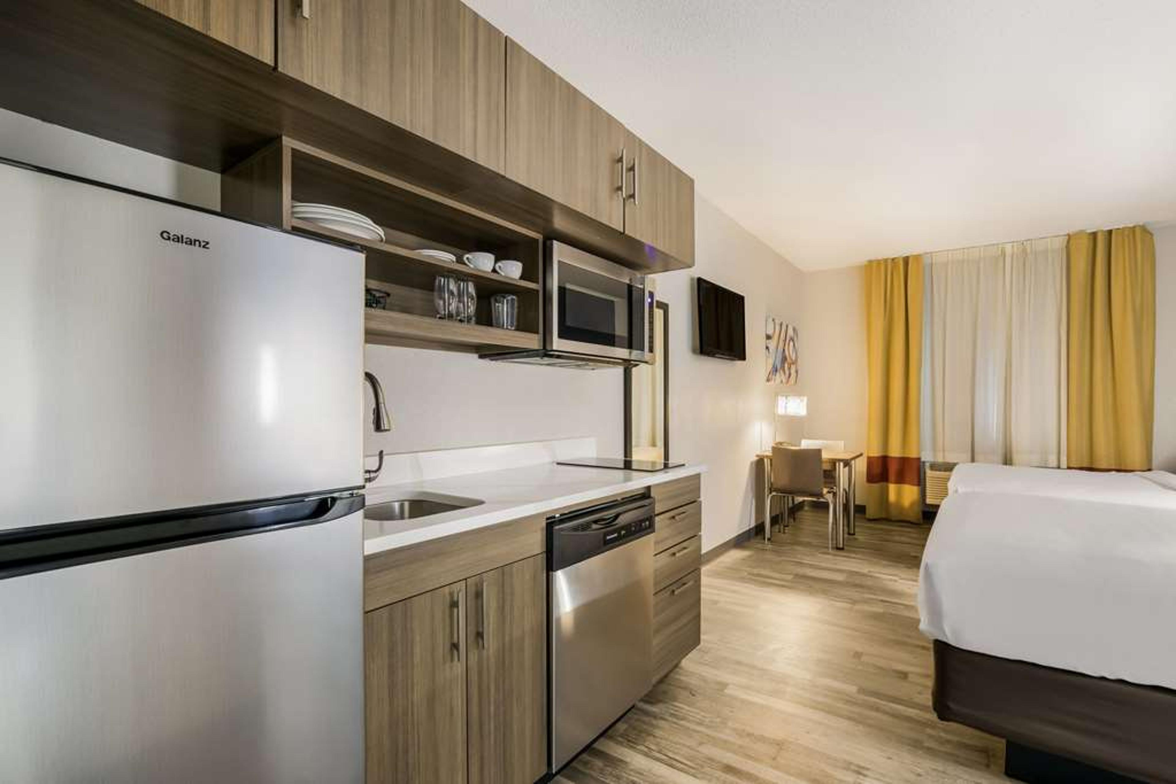 MAINSTAY SUITES JOLIET I-80