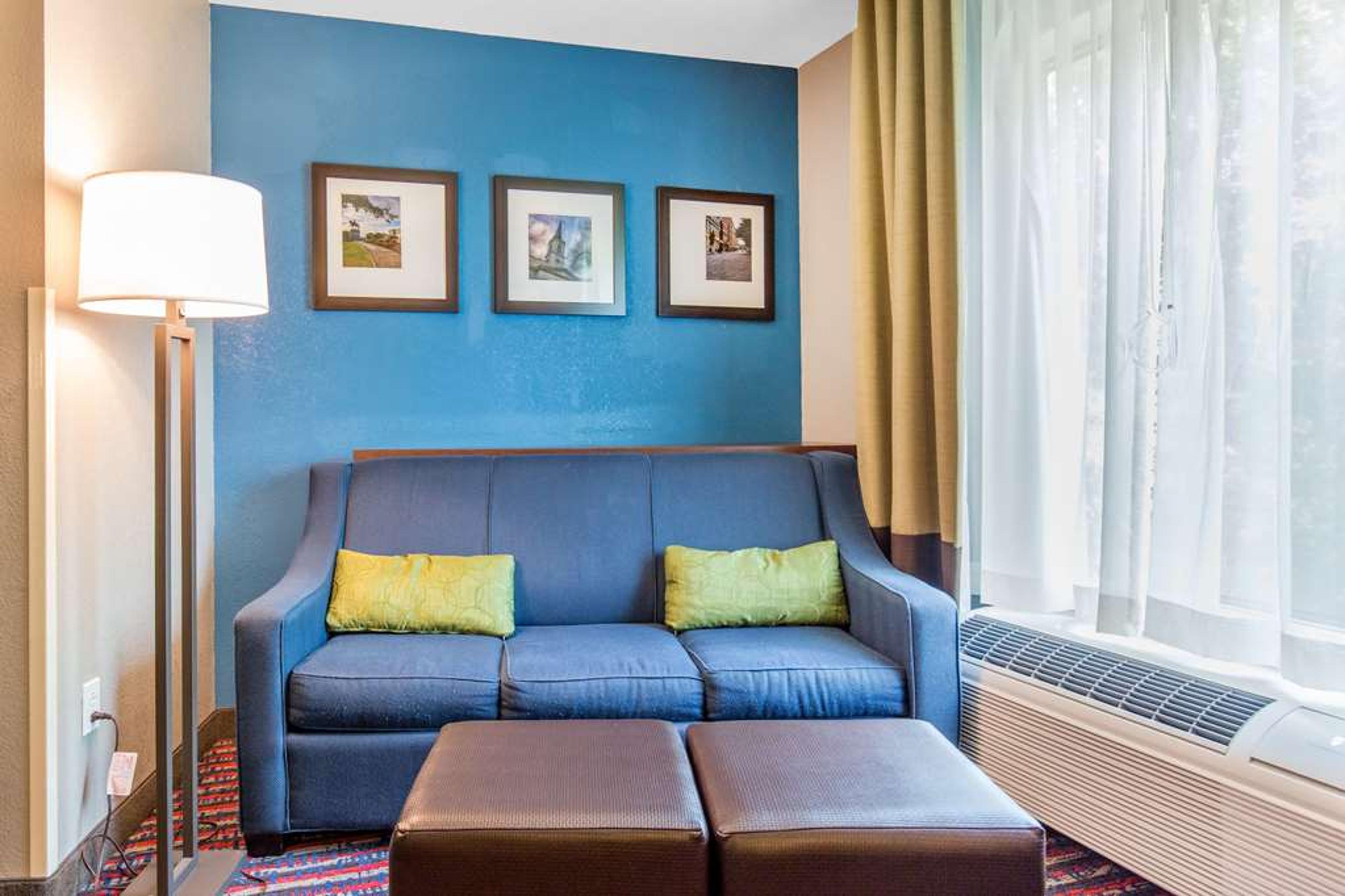 COMFORT SUITES FAIRVIEW HEIGHTS - S