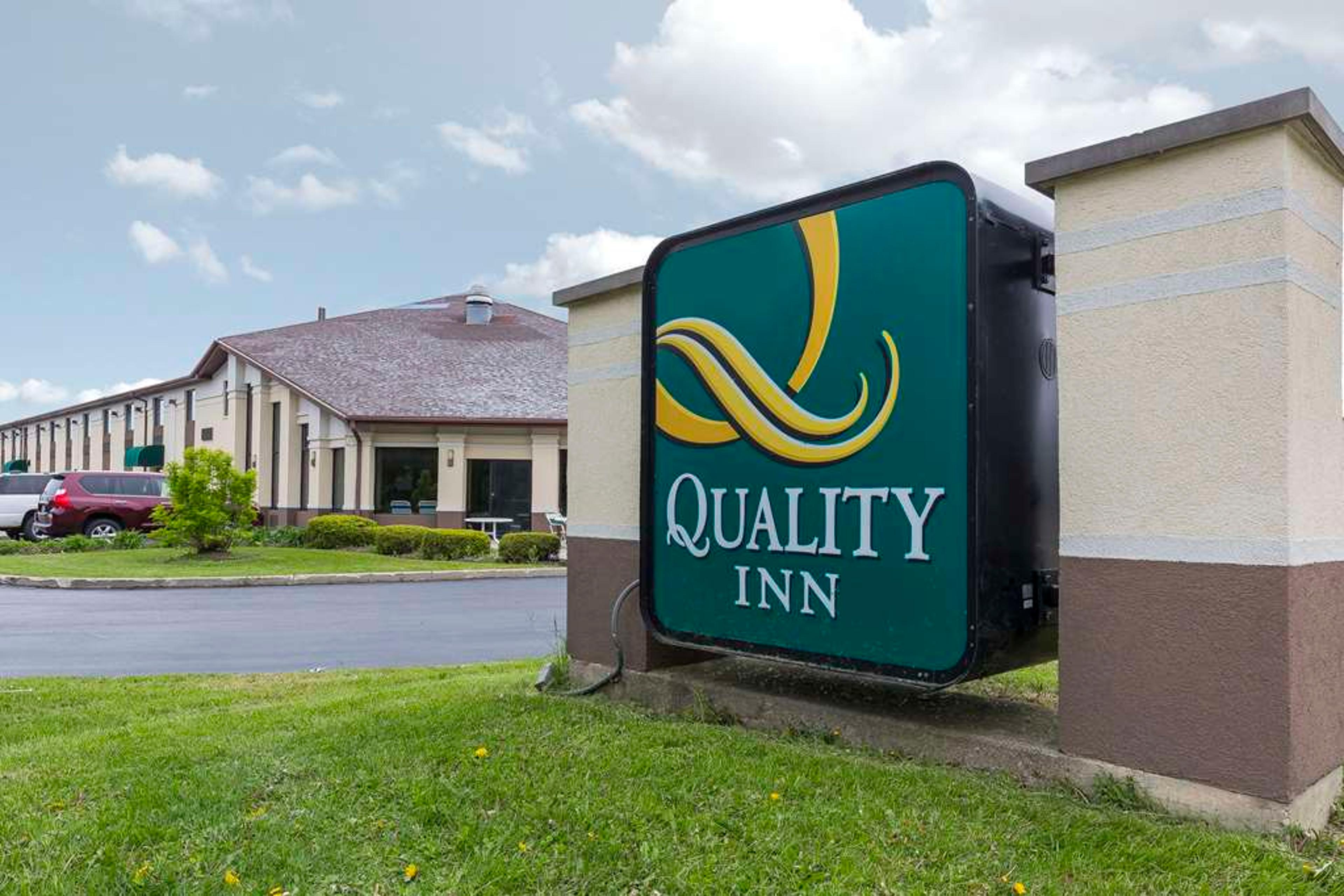 QUALITY INN SYCAMORE - DEKALB
