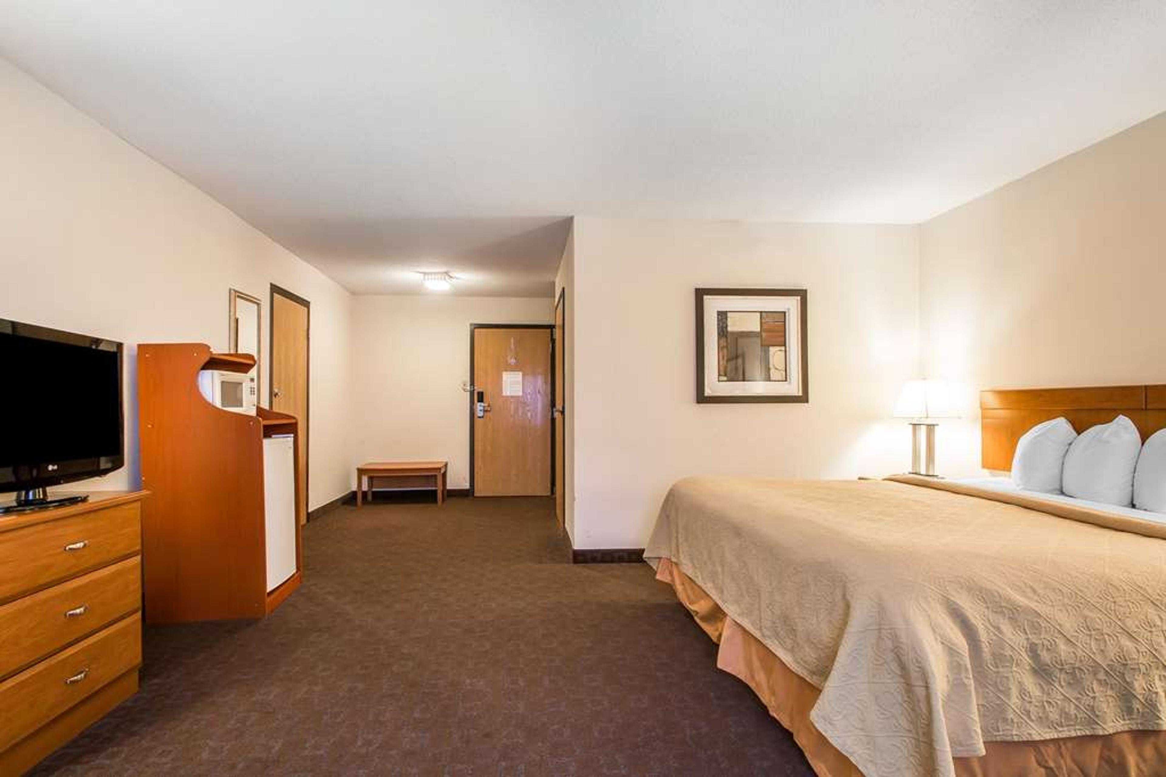 QUALITY INN MORRIS I-80