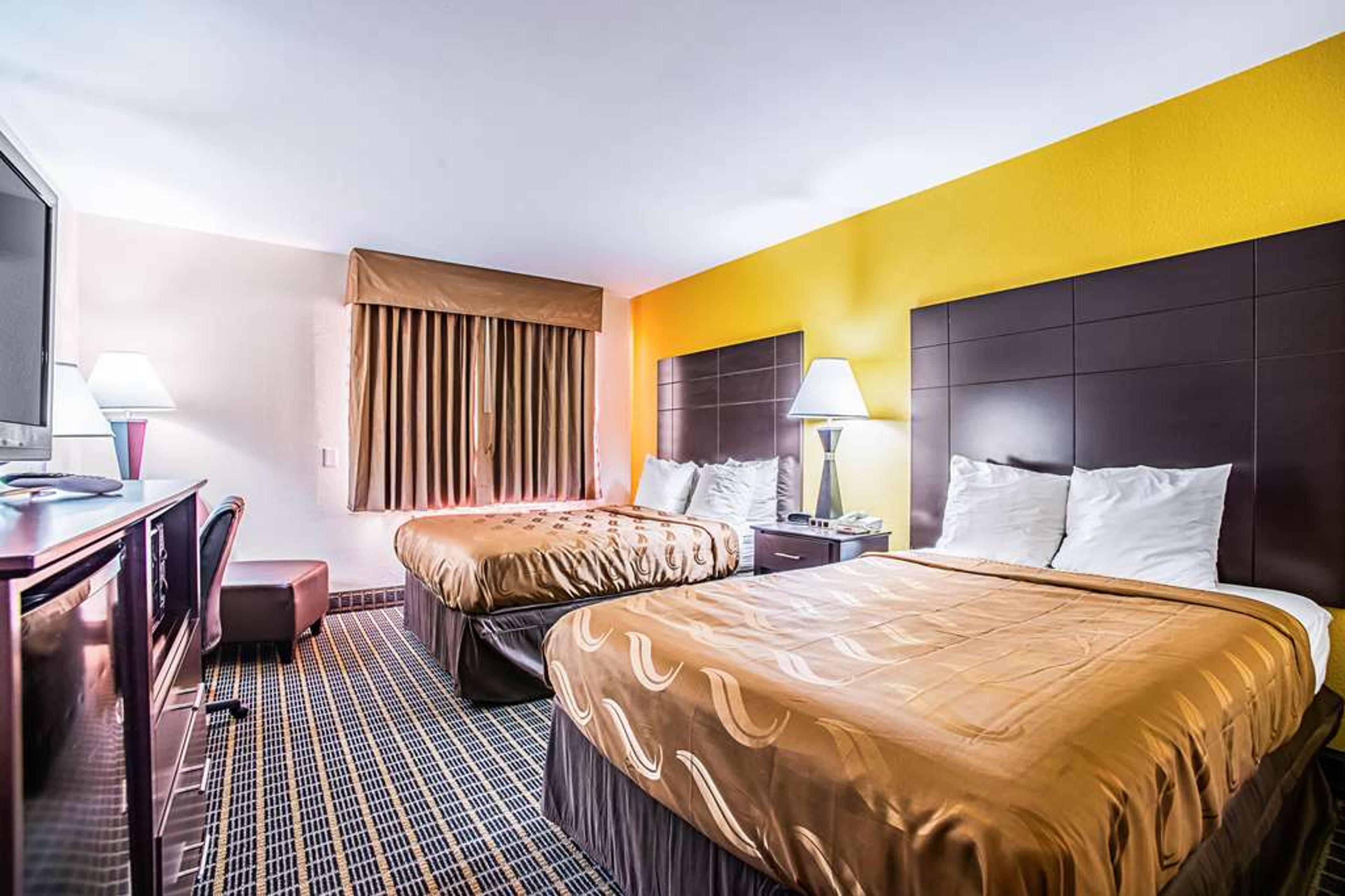 QUALITY INN CARBONDALE