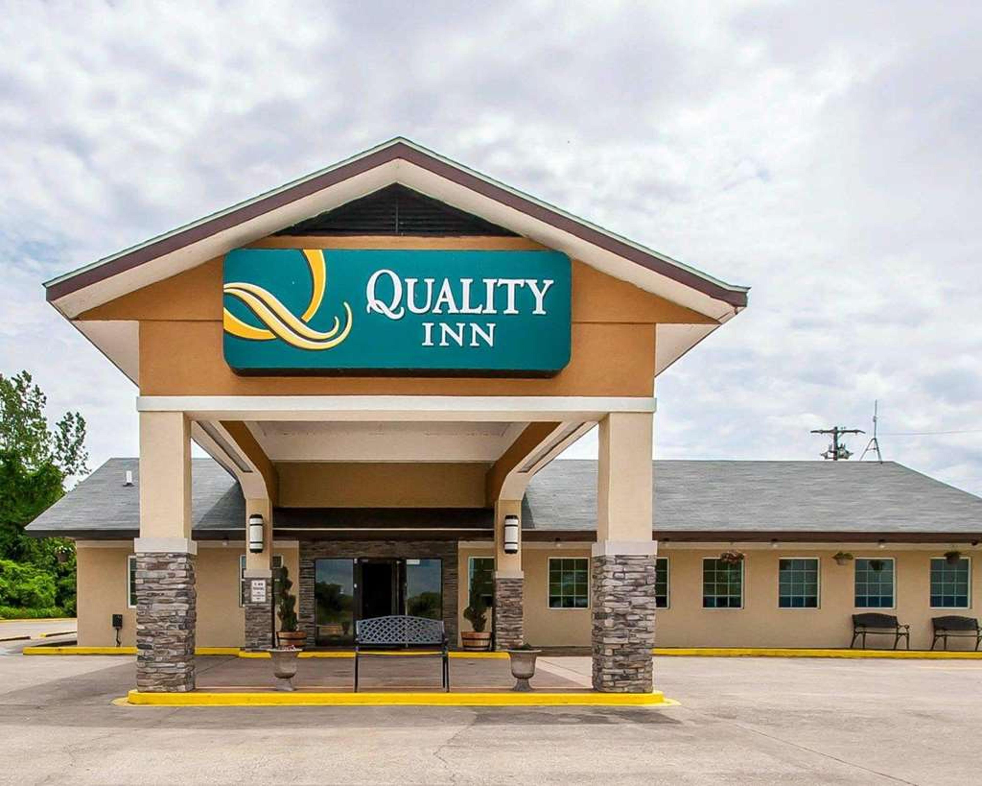 QUALITY INN CAIRO I-57