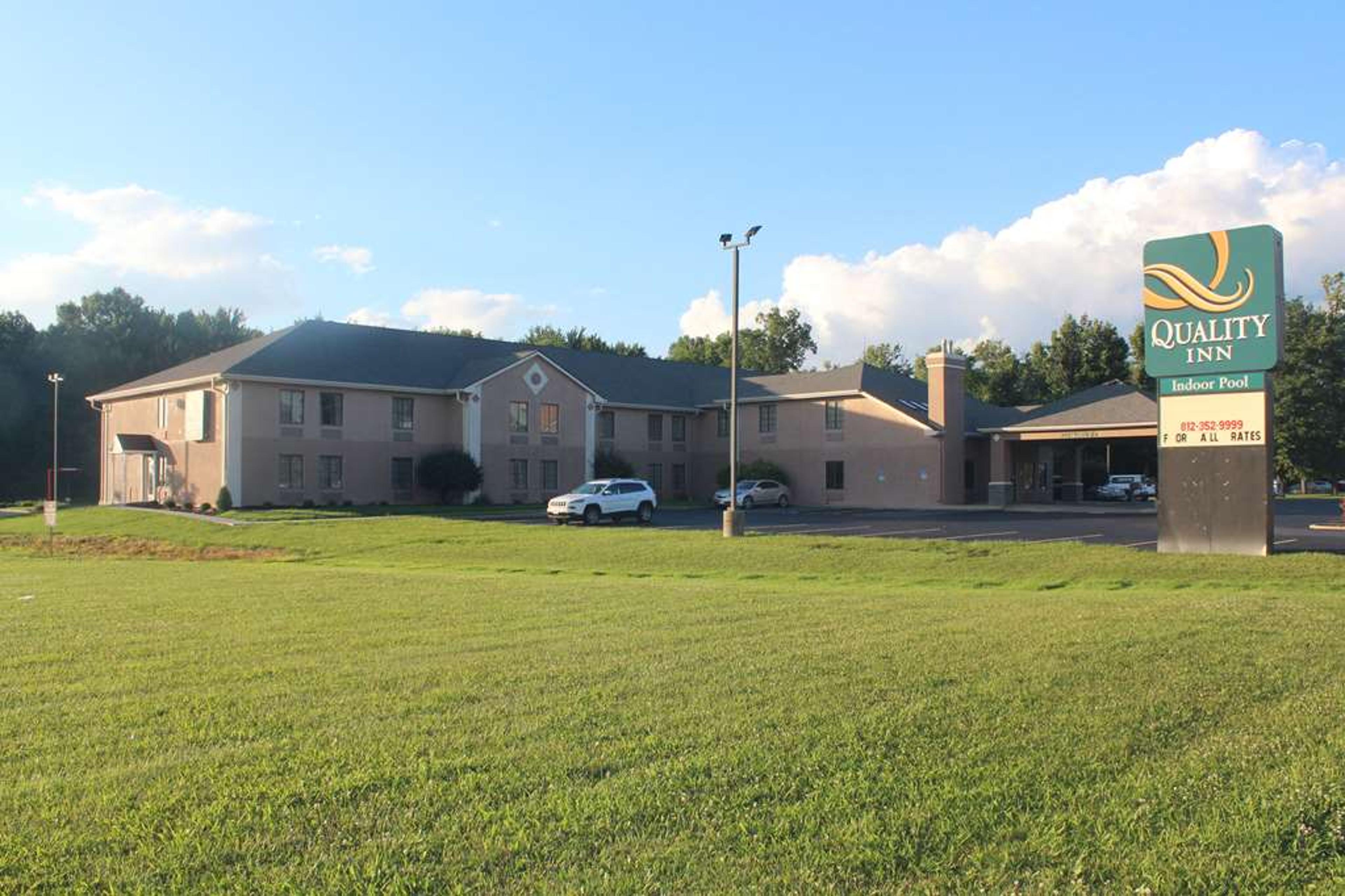 QUALITY INN NORTH VERNON NEAR HWY 5