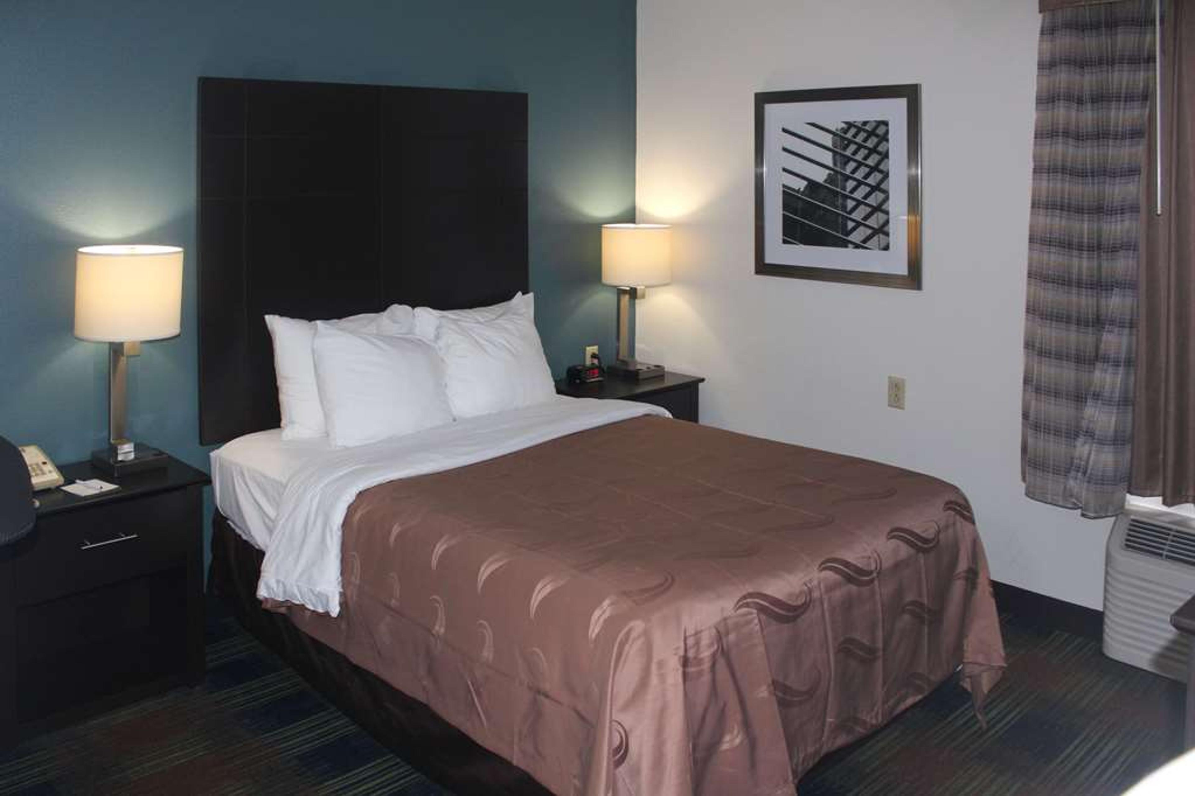 QUALITY INN NORTH VERNON NEAR HWY 5