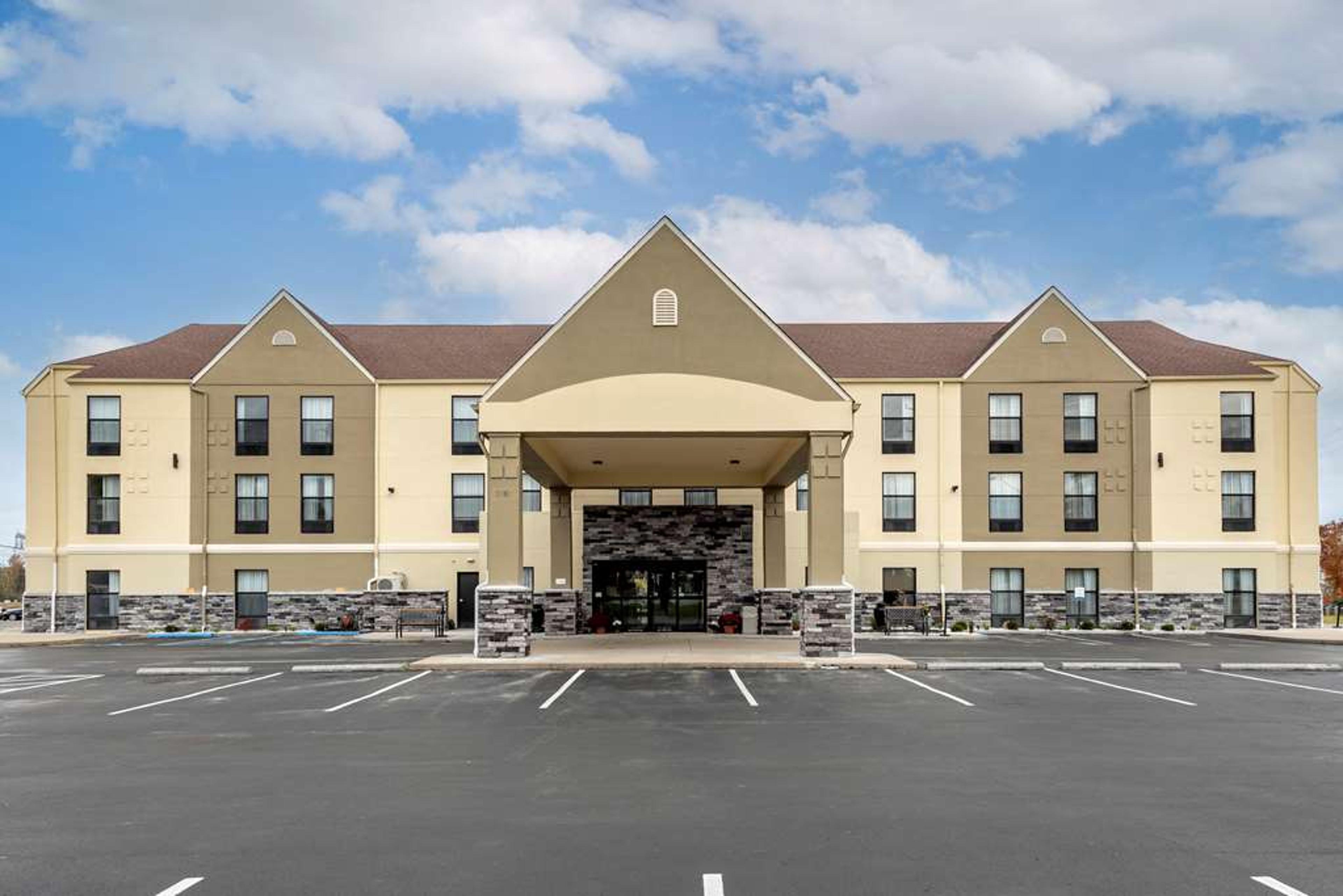 COMFORT INN MADISON NEAR CLIFTY FAL