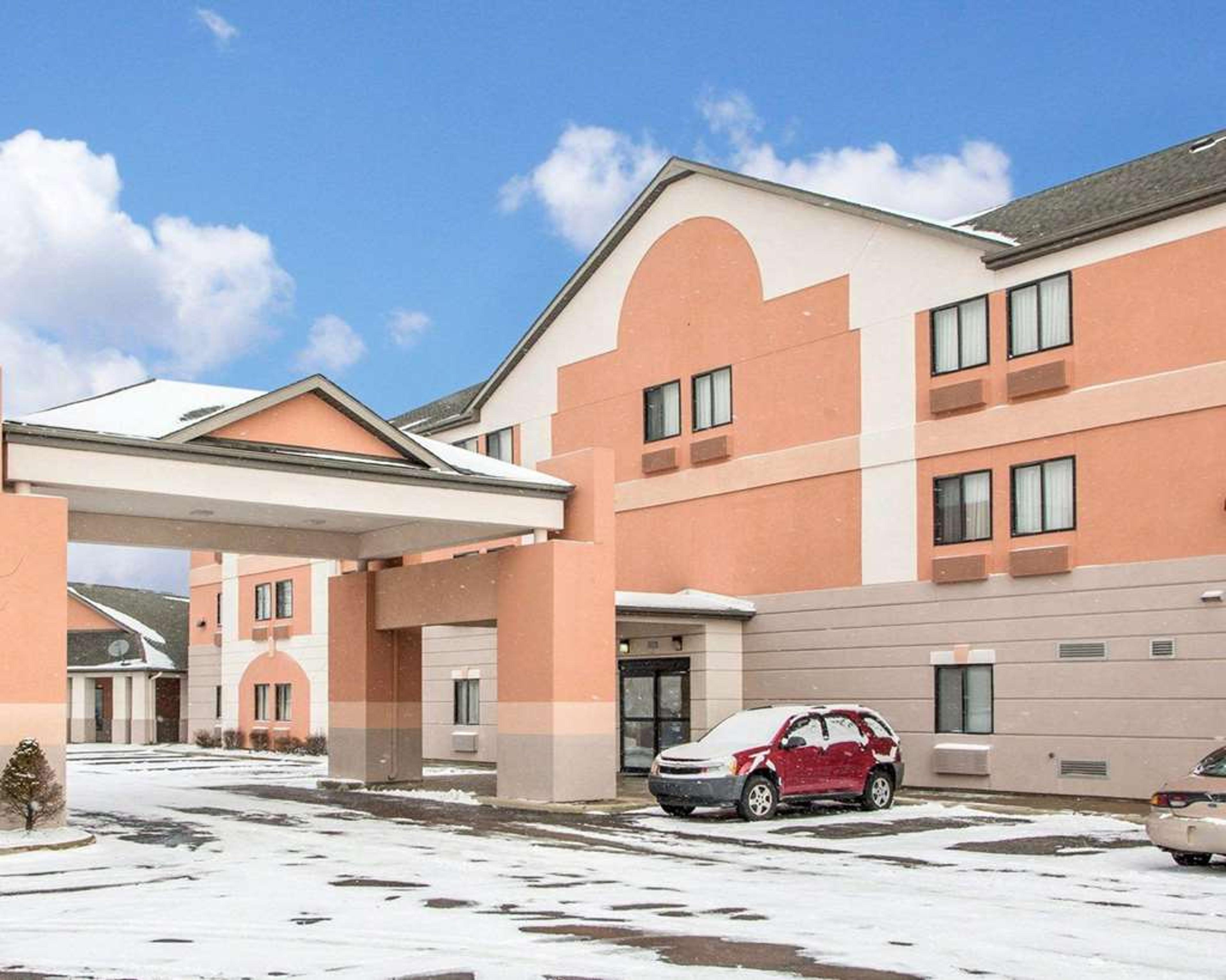 QUALITY INN MERRILLVILLE