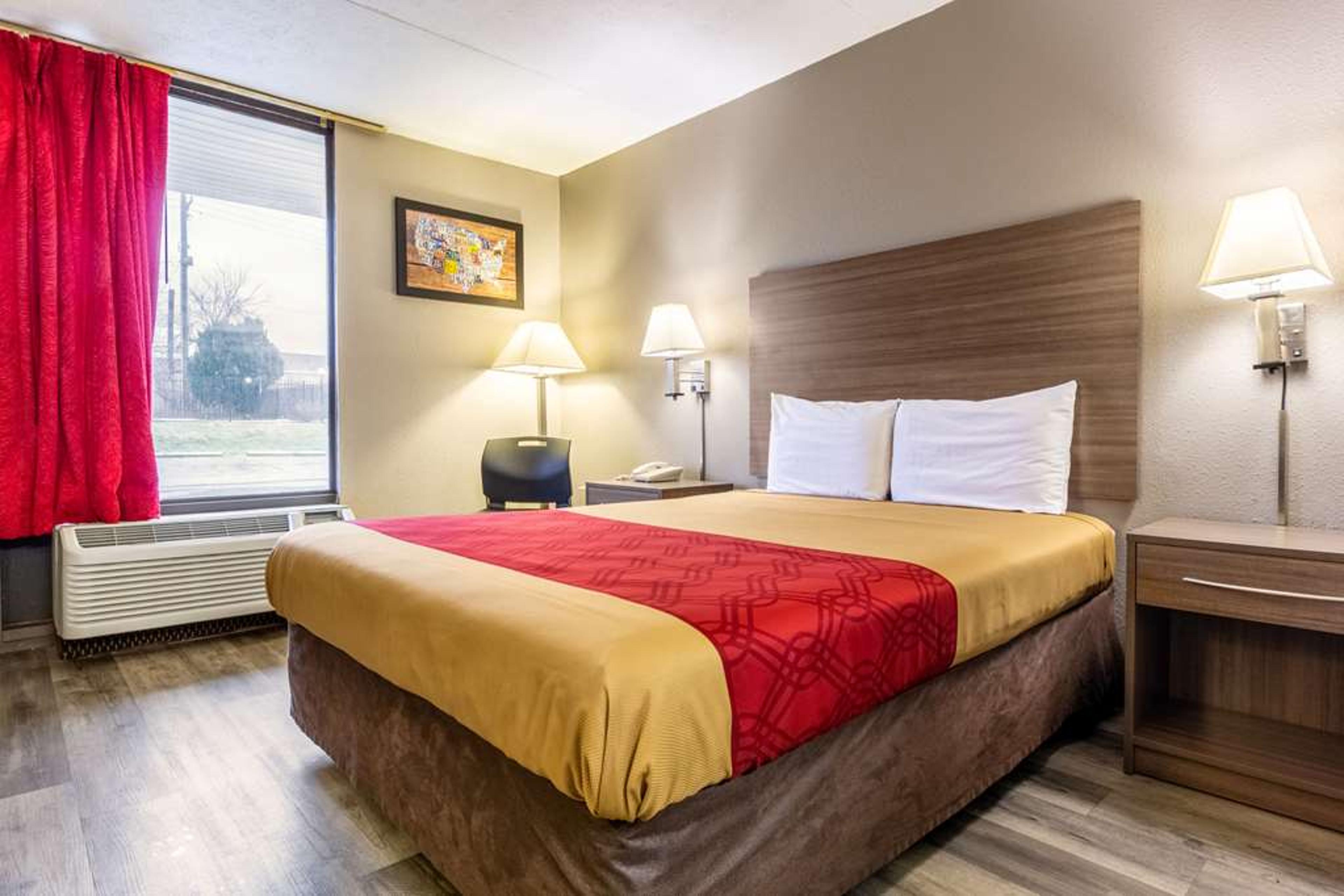 ECONO LODGE