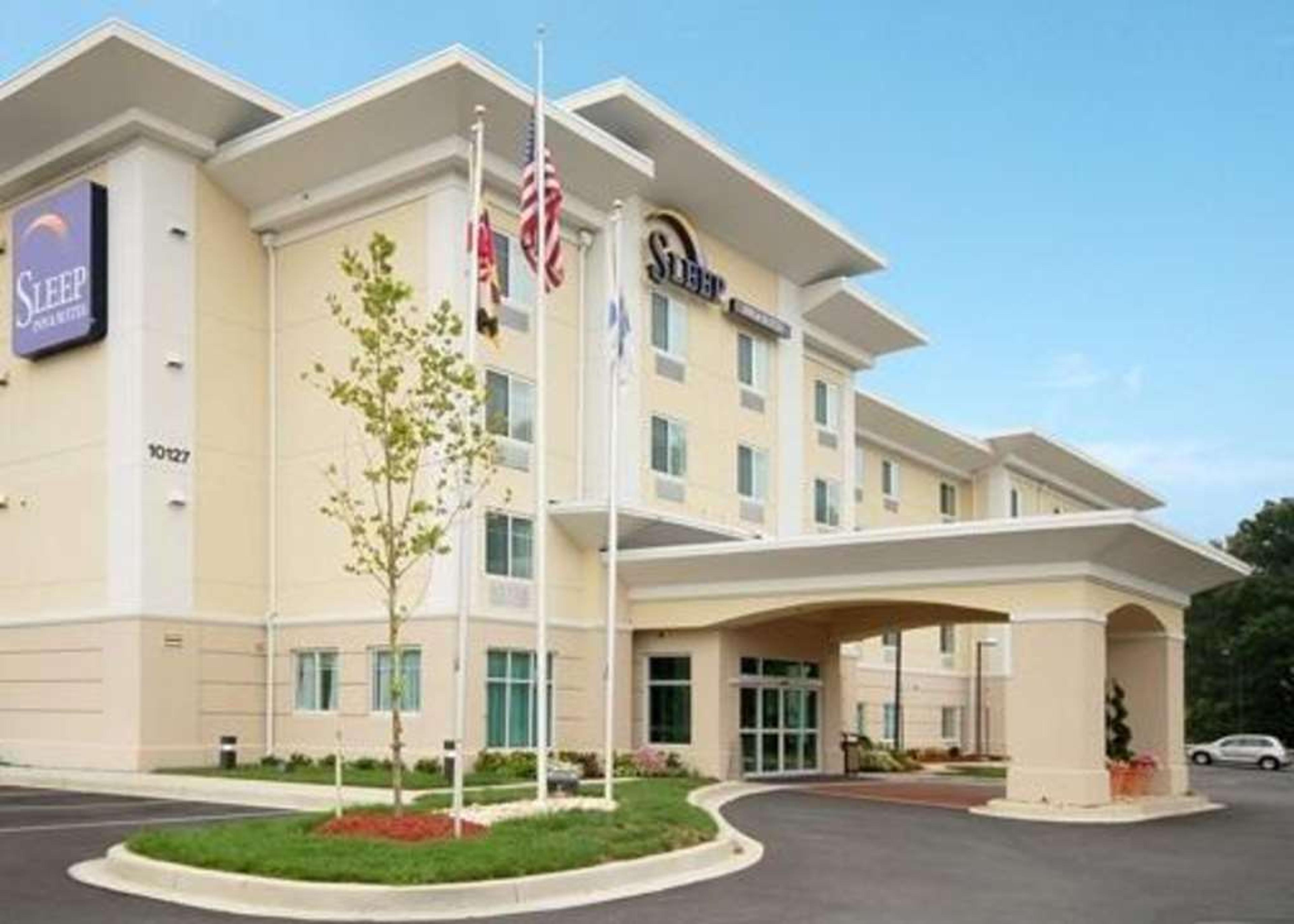 SLEEP INN AND SUITES LAUREL NEAR FO