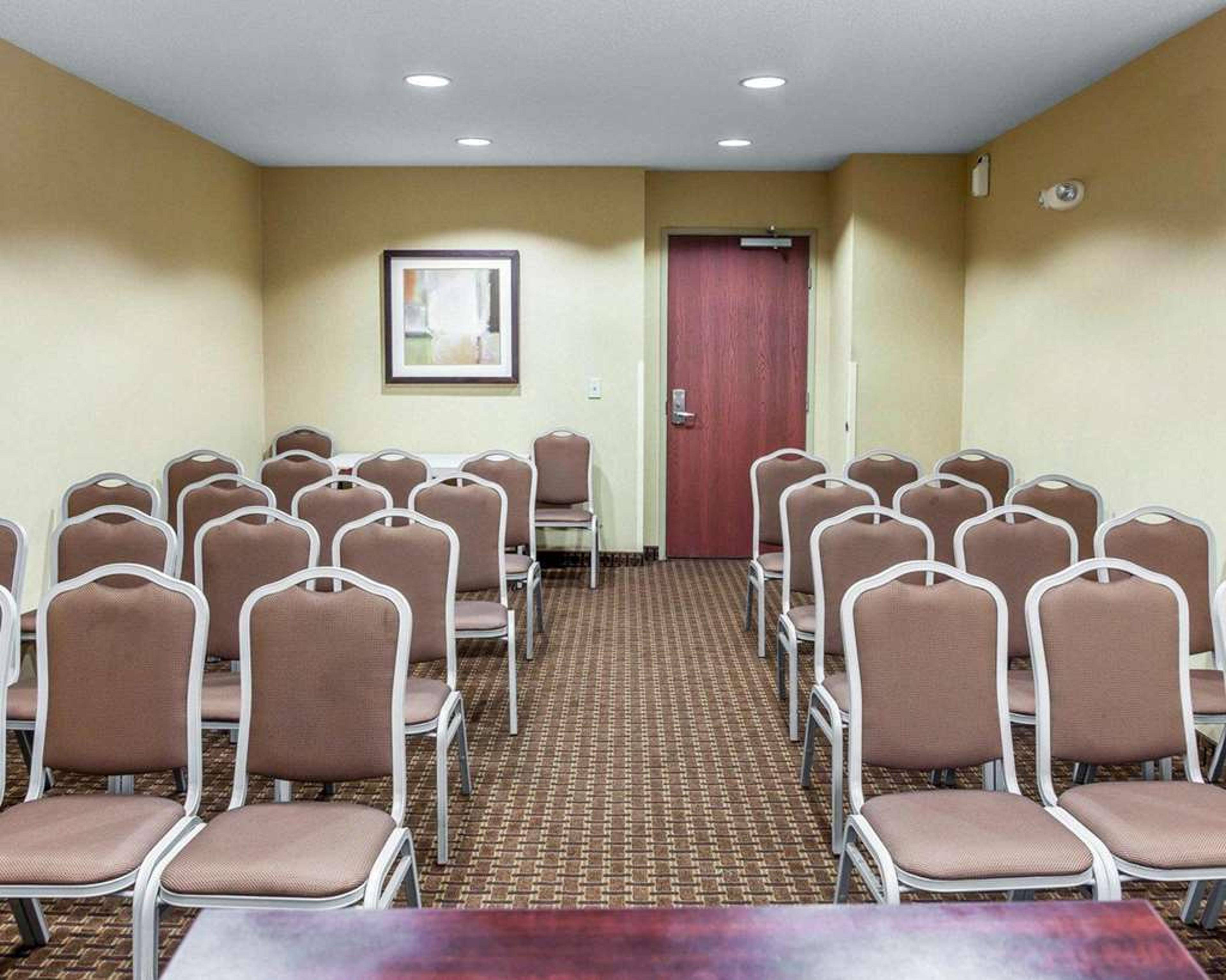 SLEEP INN AND SUITES UPPER MARLBORO