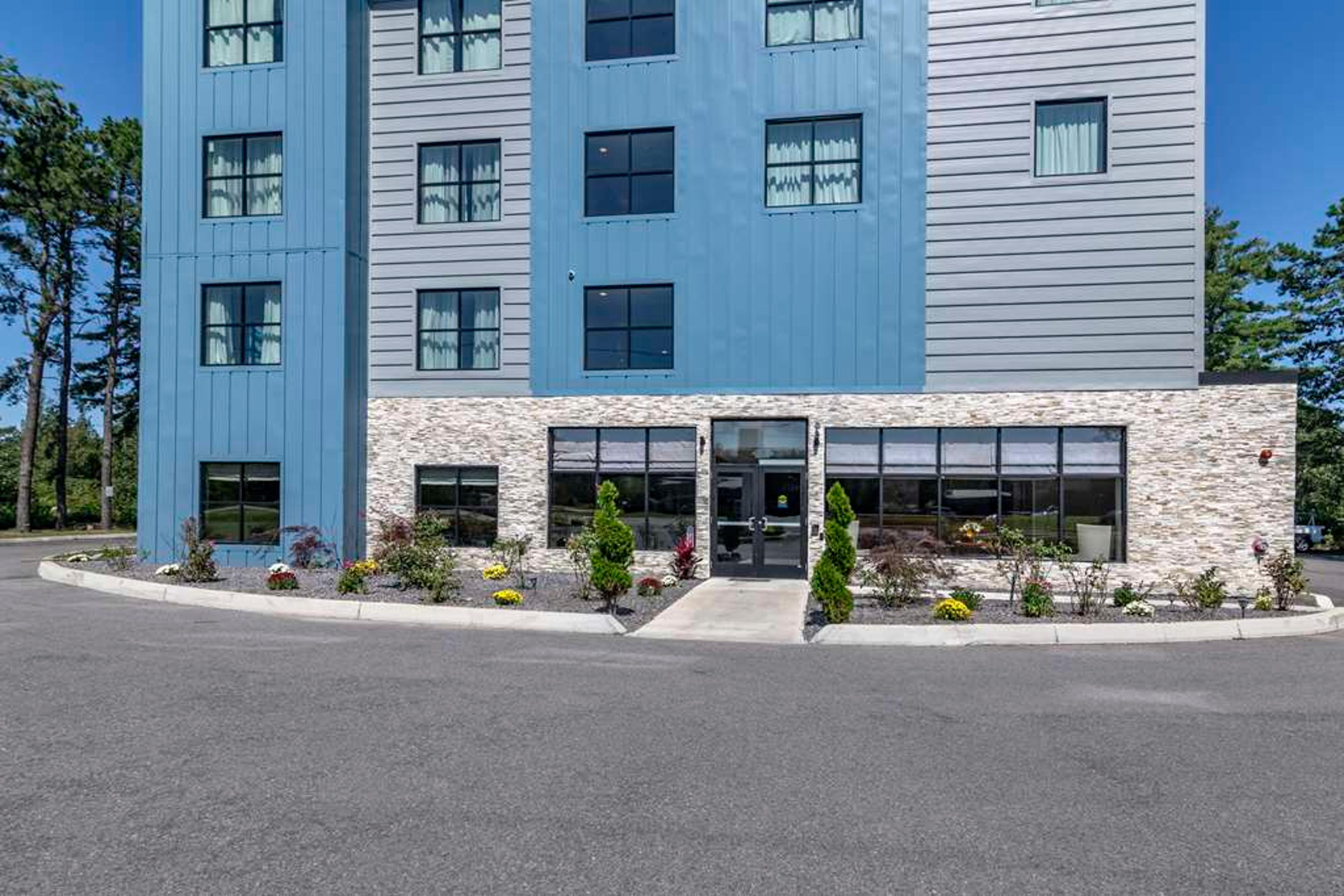 Hotel Photo 1