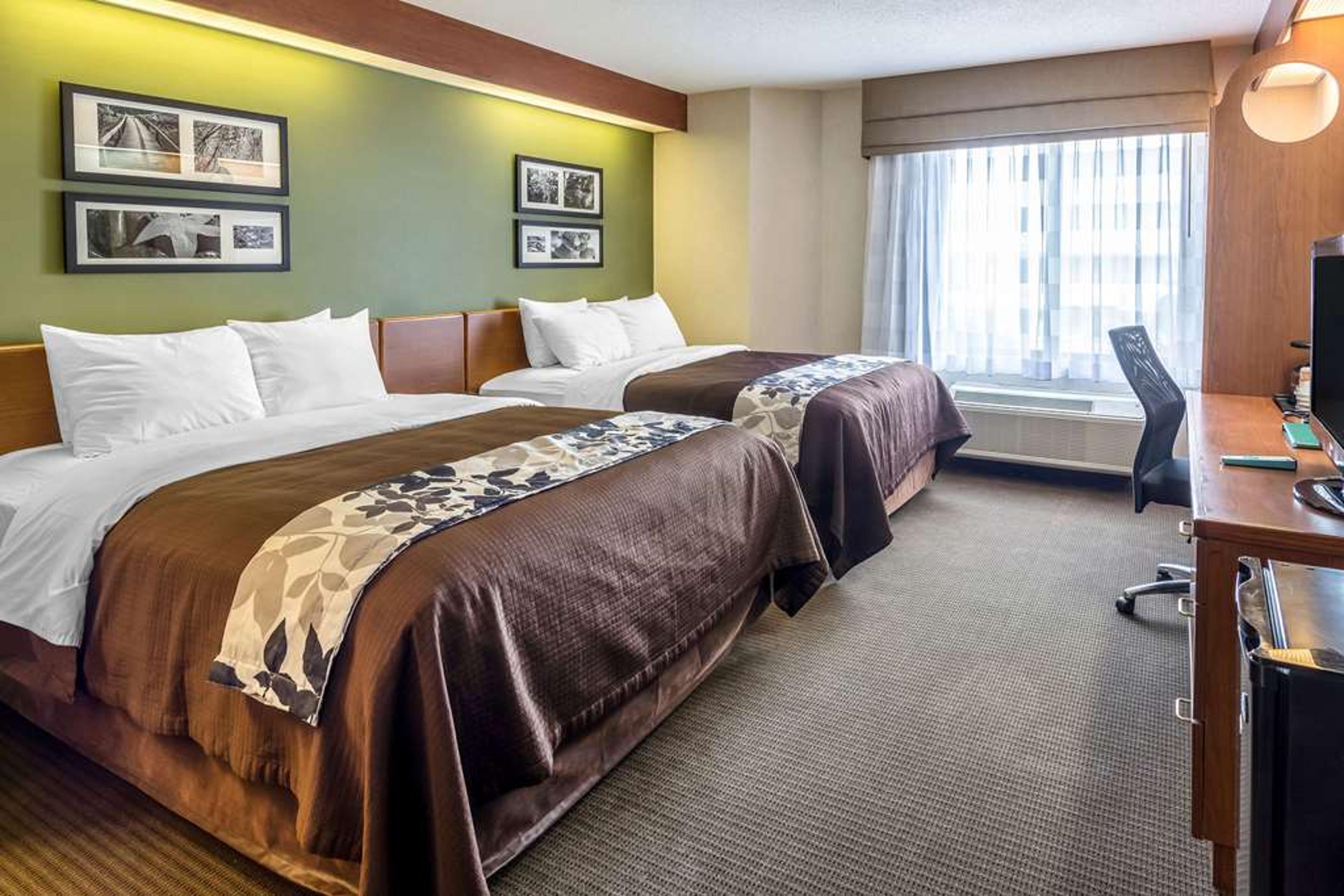 SLEEP INN & SUITES BAY VIEW ACME -