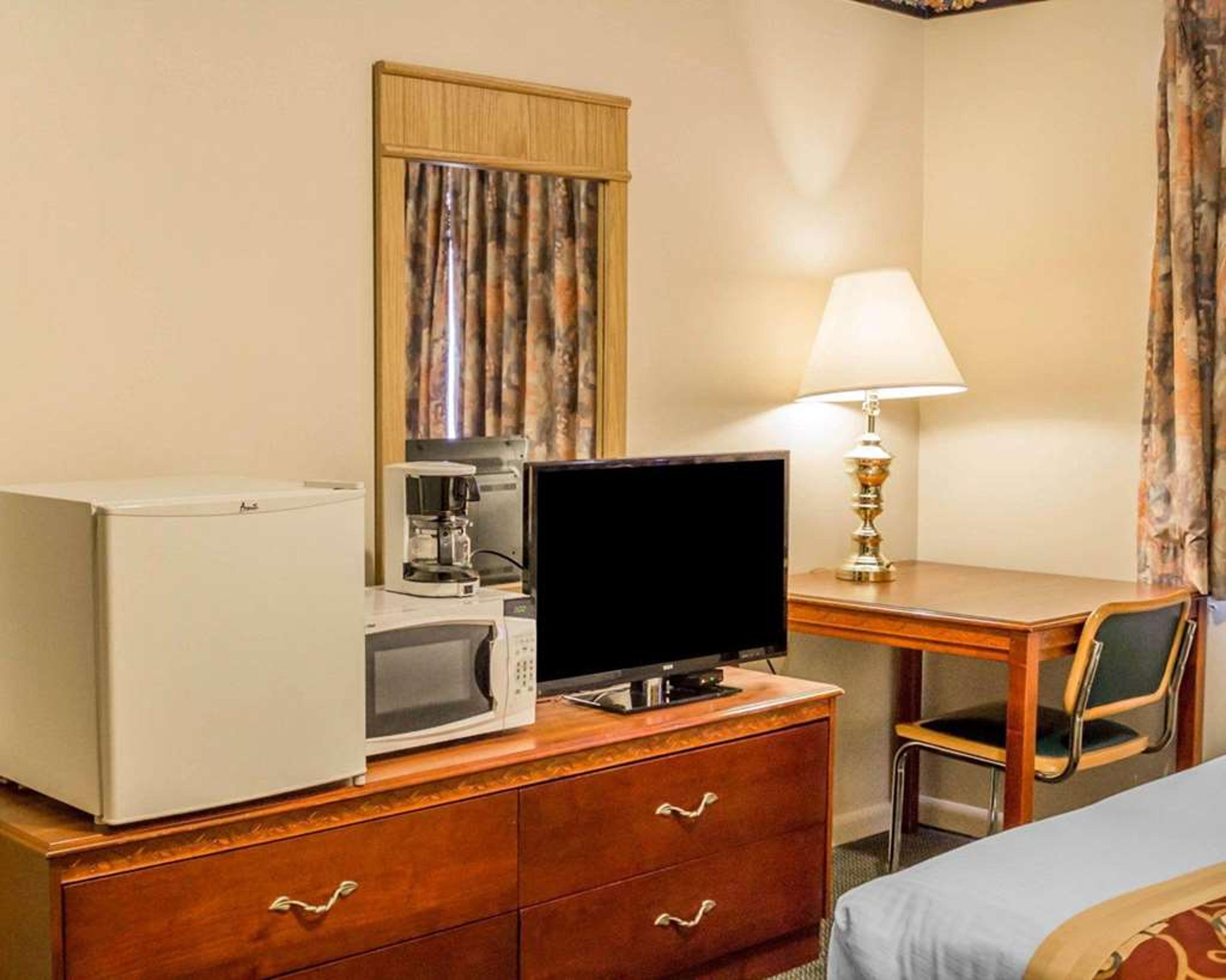 RODEWAY INN KALKASKA