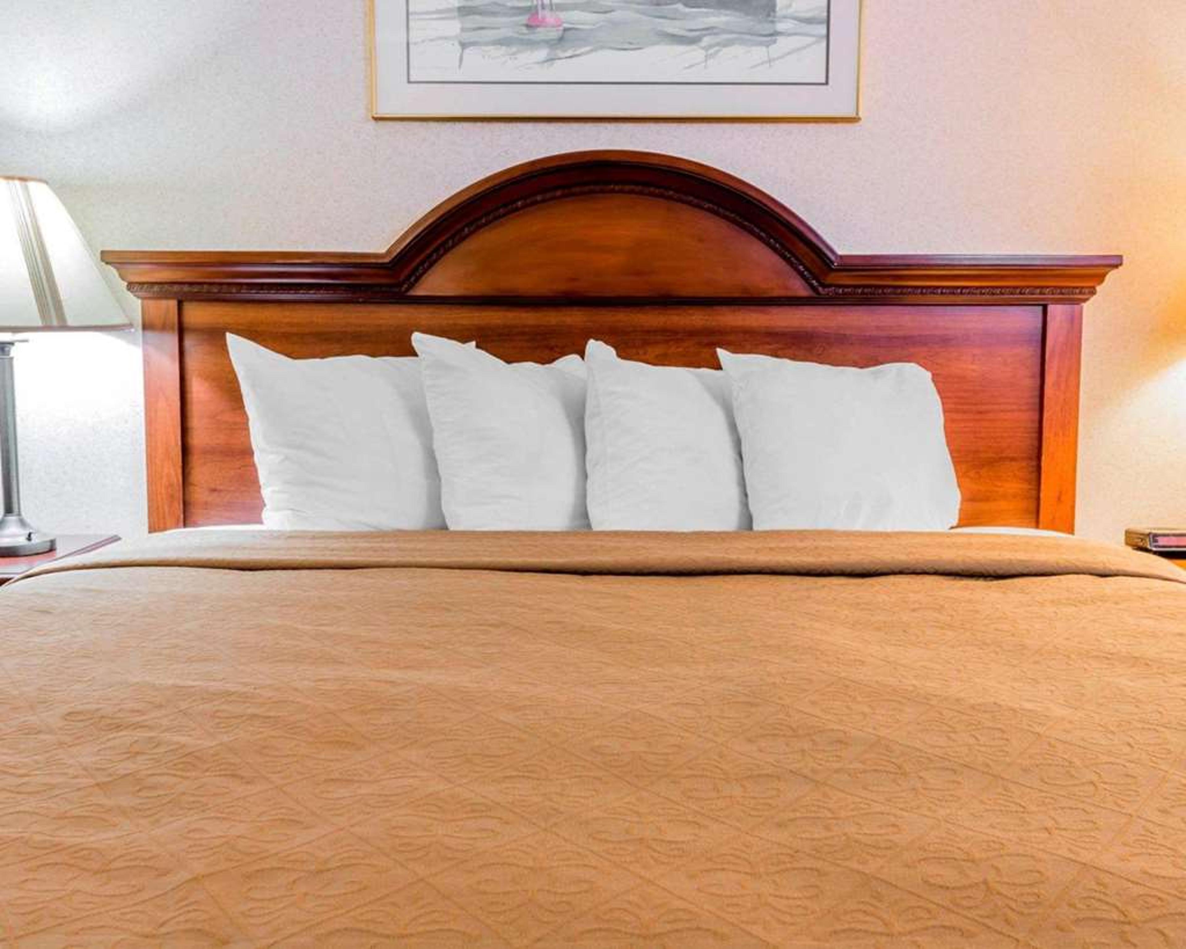 QUALITY INN GRAND RAPIDS NORTH