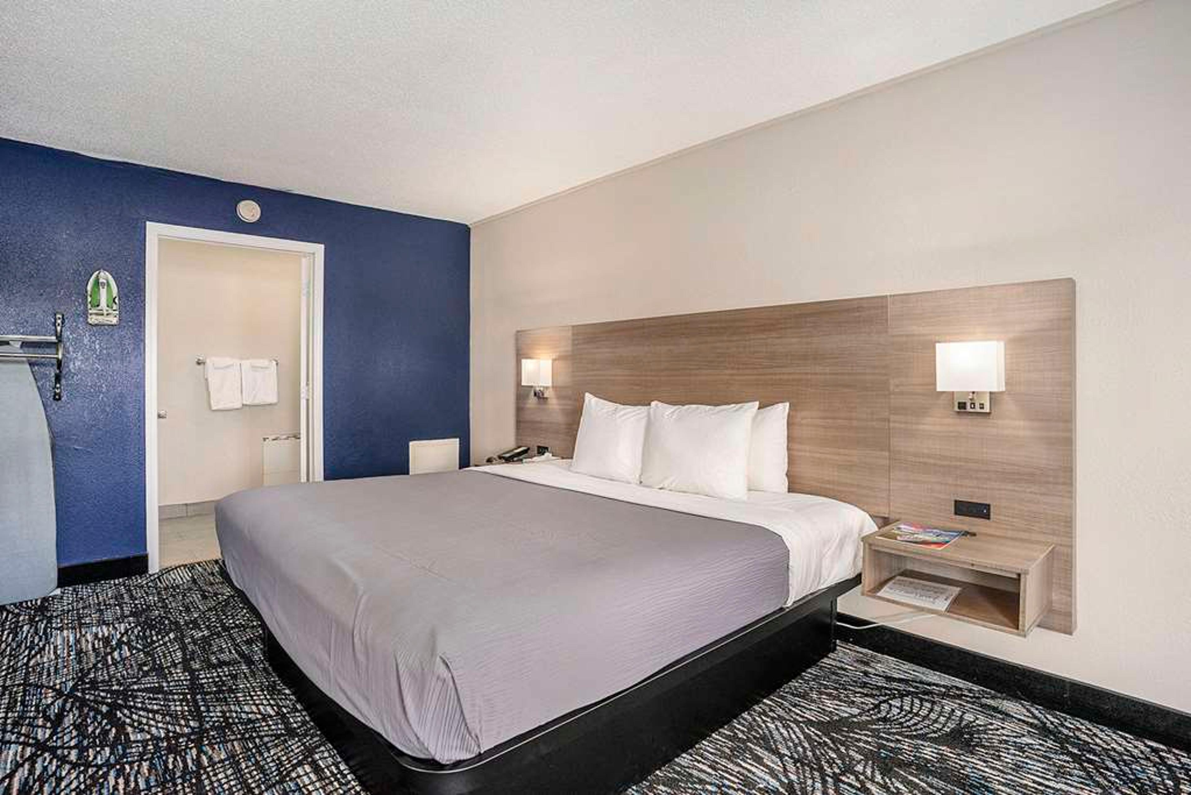 RODEWAY INN