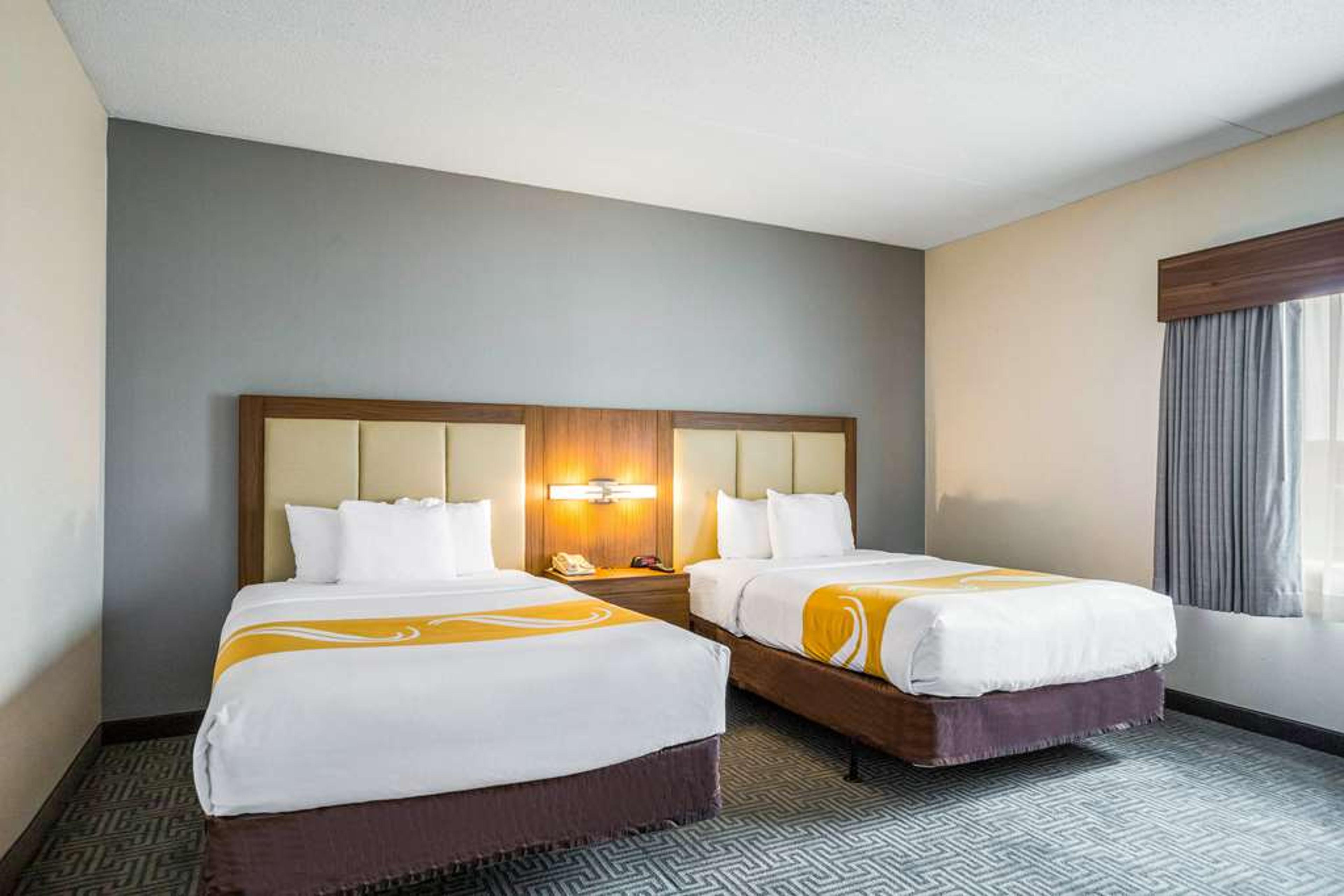 QUALITY SUITES LANSING WEST
