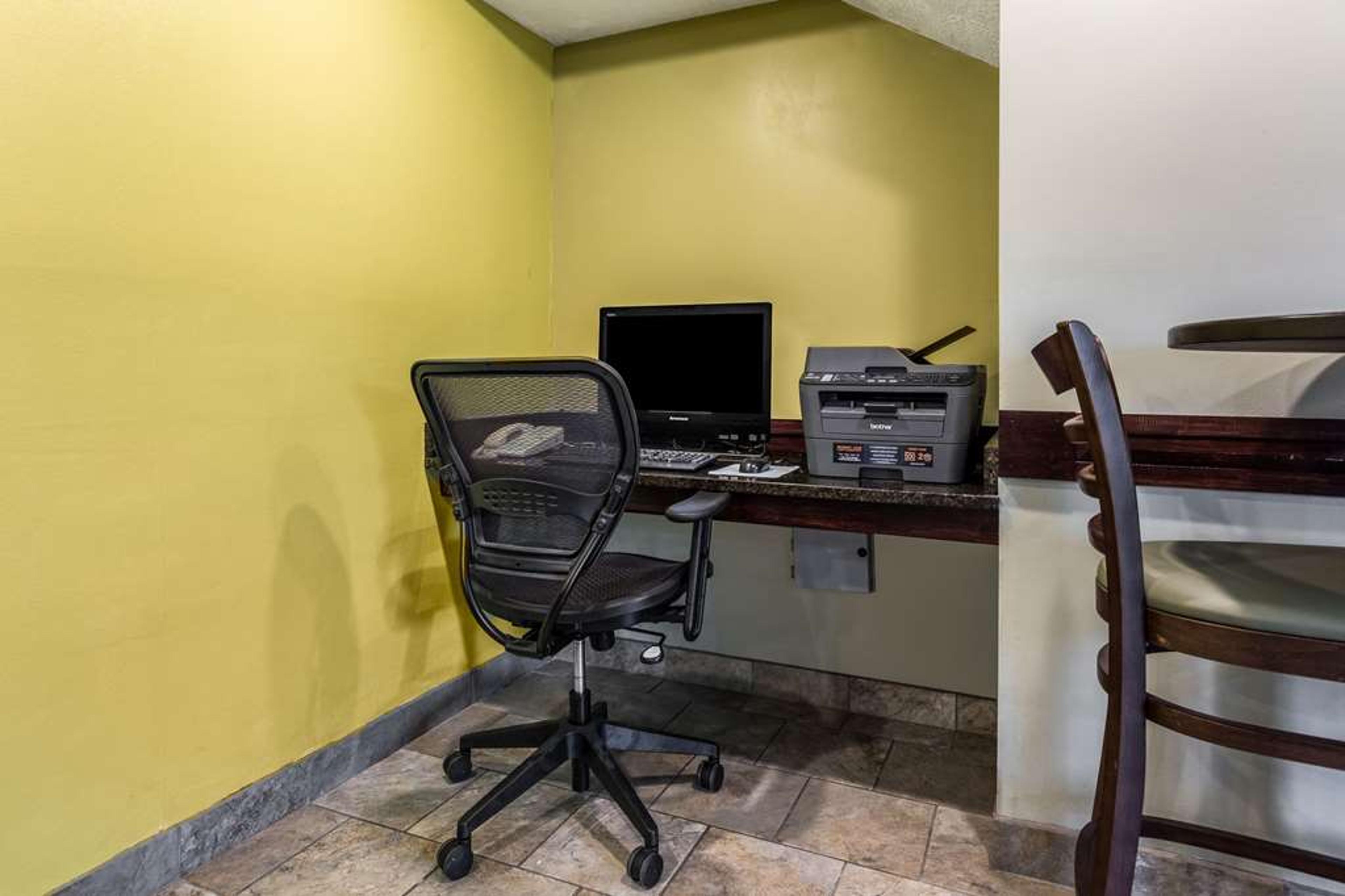 Hotel Photo 5