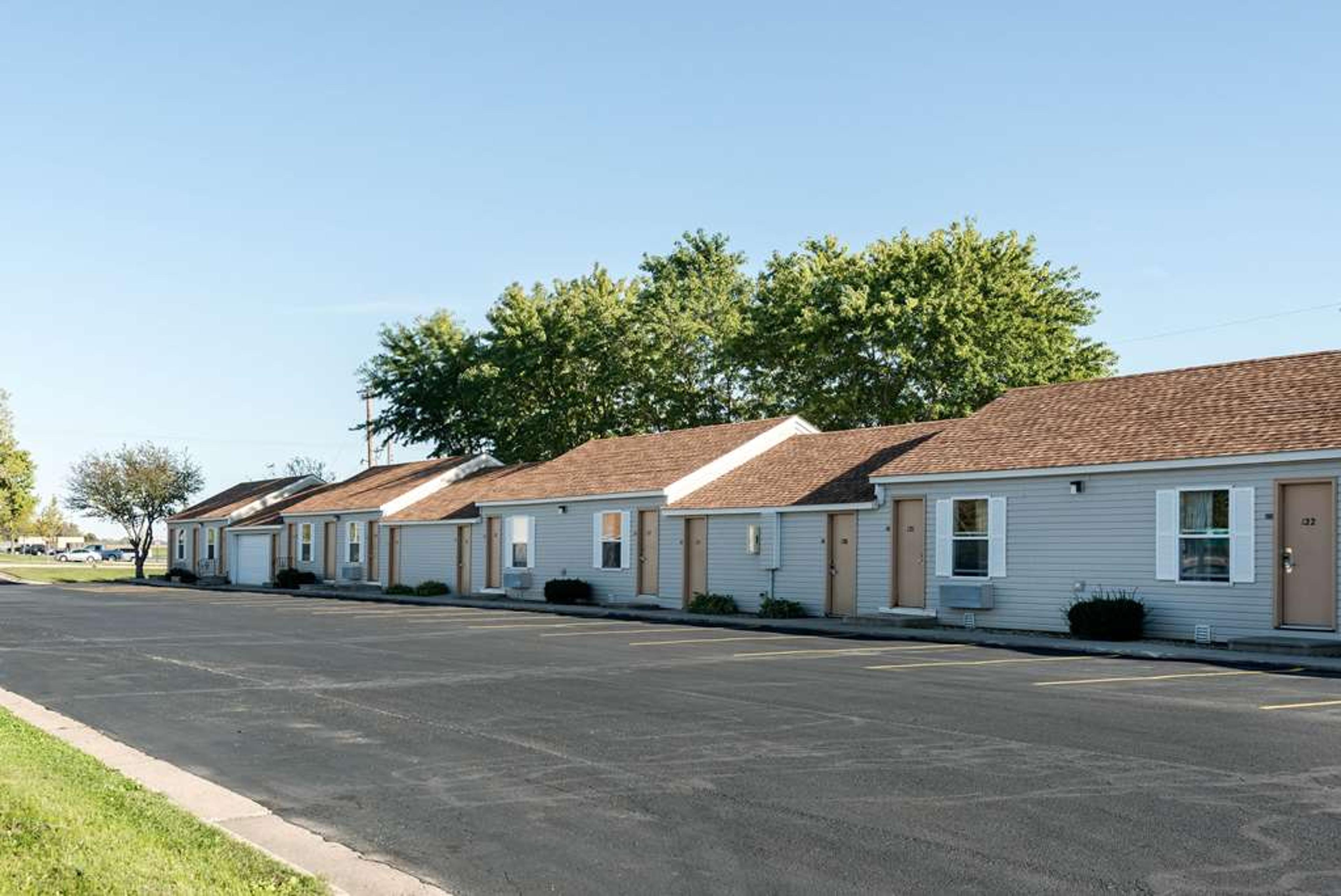 RODEWAY INN AND SUITES AUSTIN