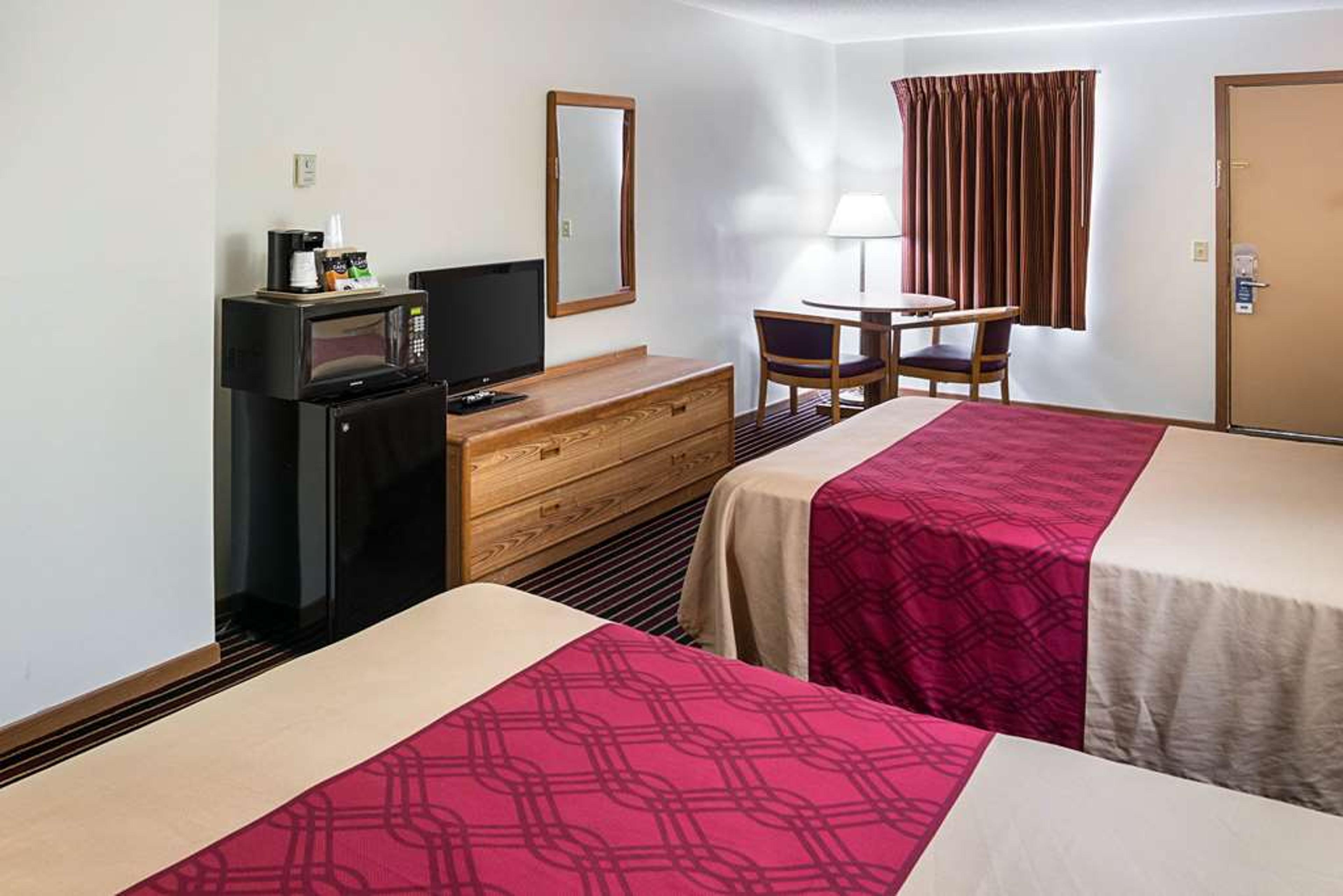 RODEWAY INN AND SUITES AUSTIN
