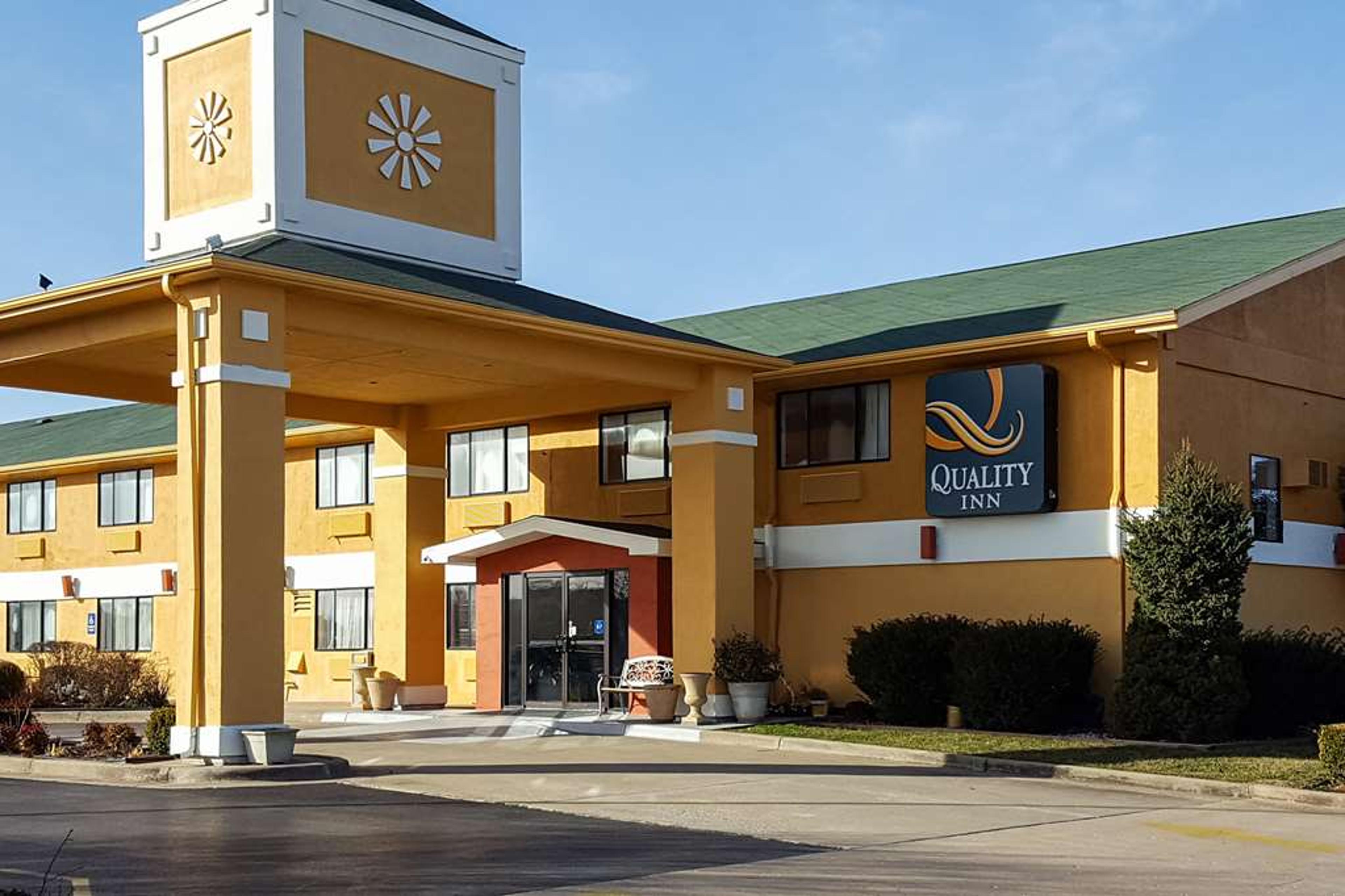 QUALITY INN OZARK-SPRINGFIELD SOUTH