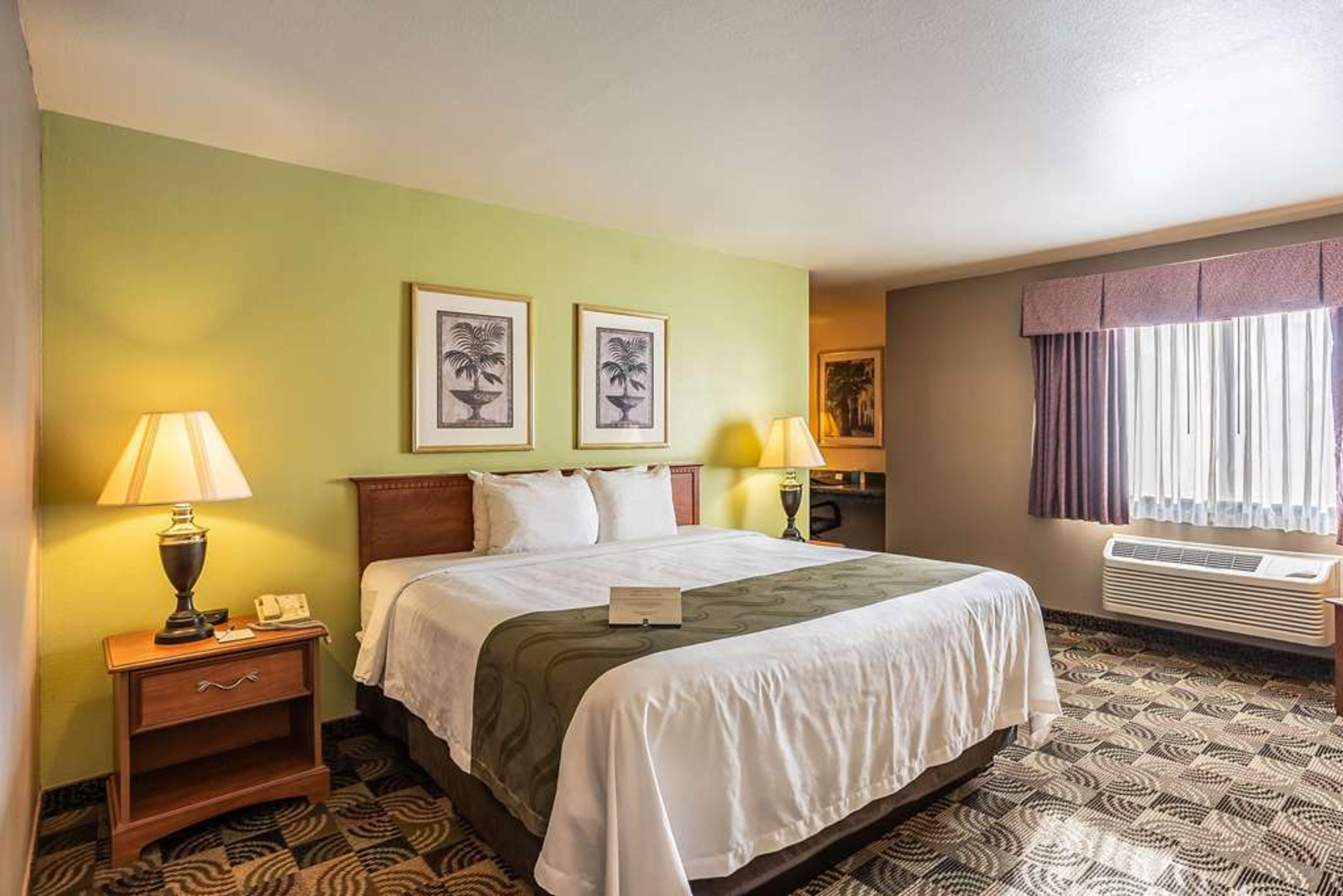 QUALITY INN & SUITES