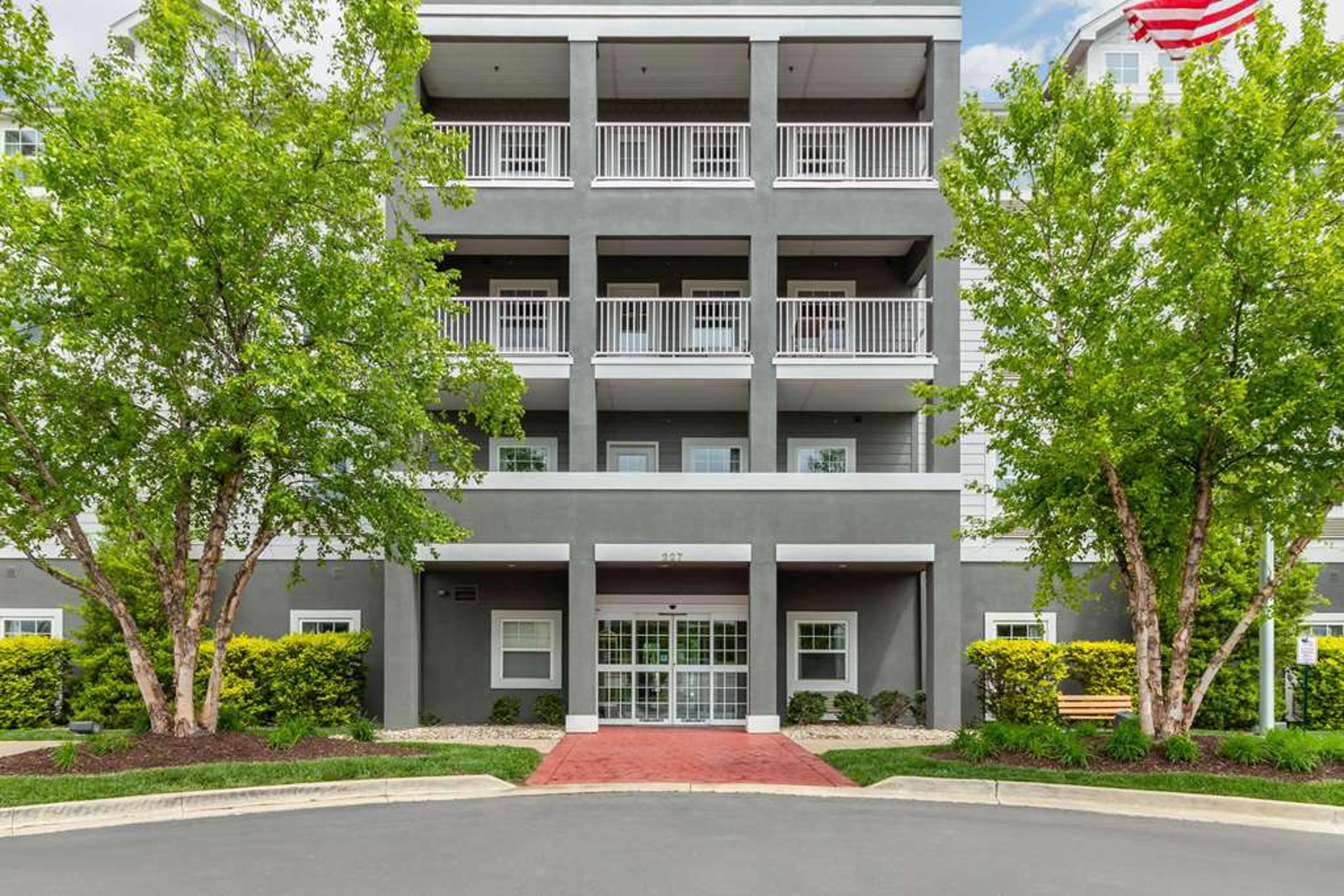 MAINSTAY SUITES ST. ROBERT - FORT L