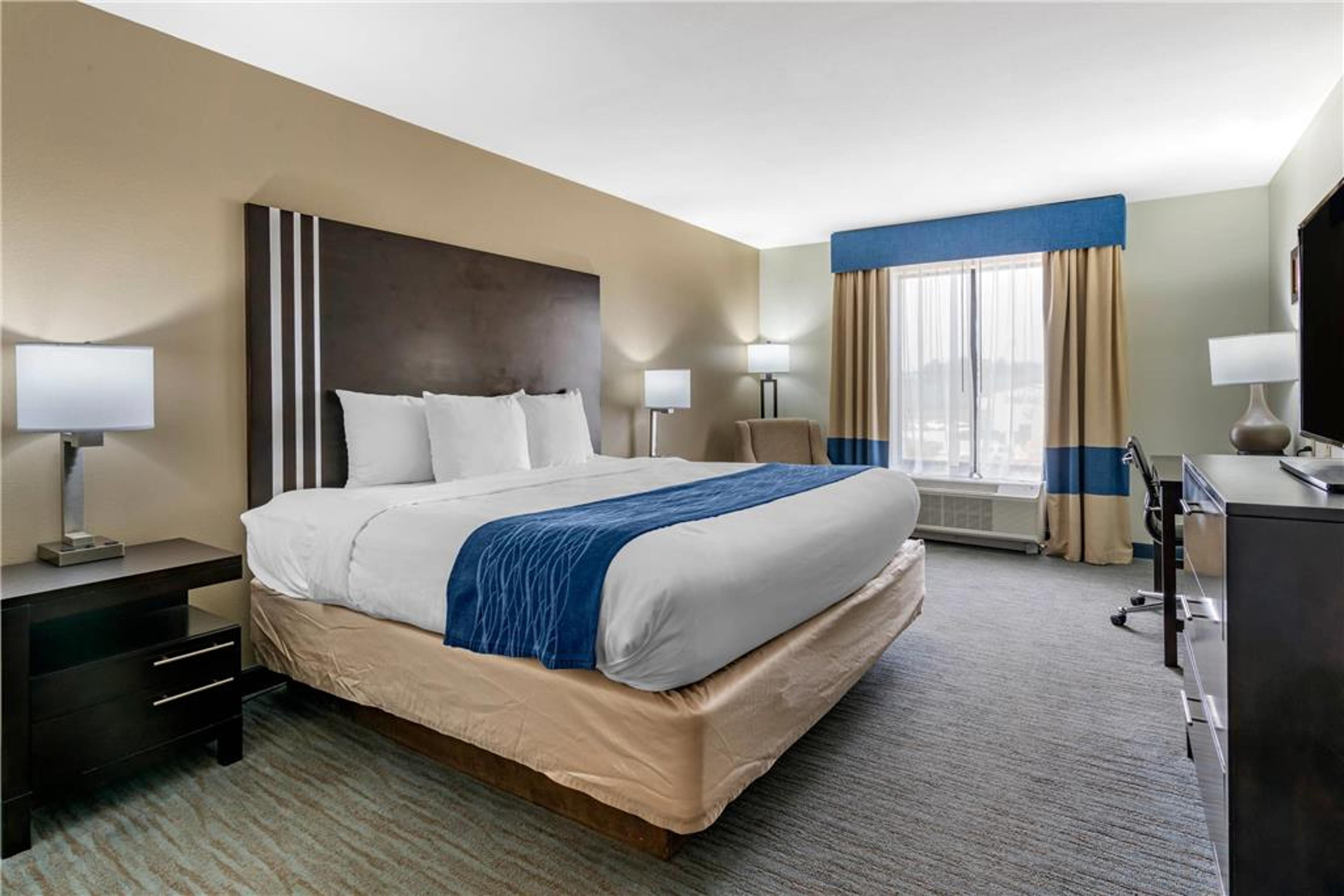 COMFORT INN SULLIVAN