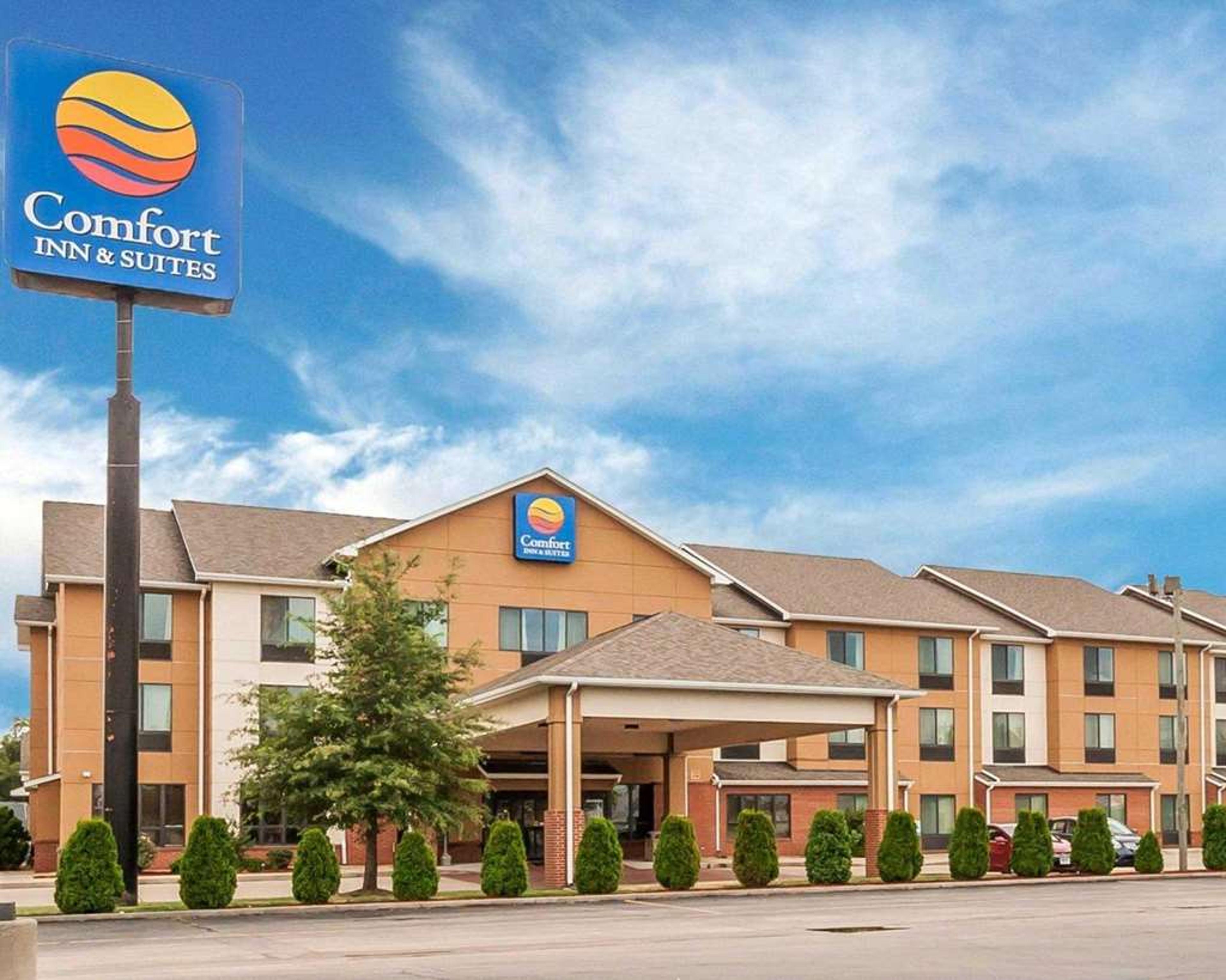 COMFORT INN & SUITES SIKESTON I-55
