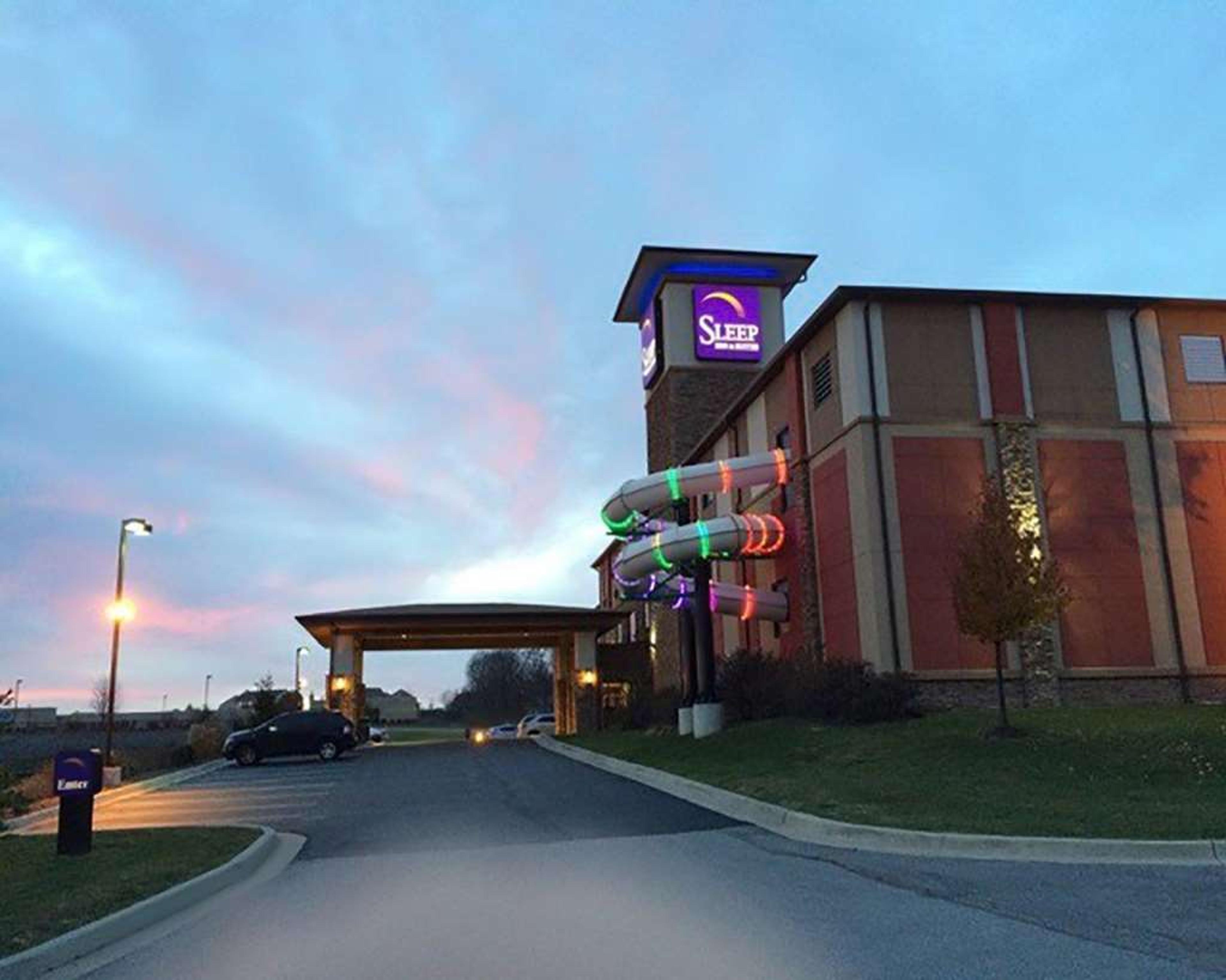 SLEEP INN AND SUITES LIBERTY