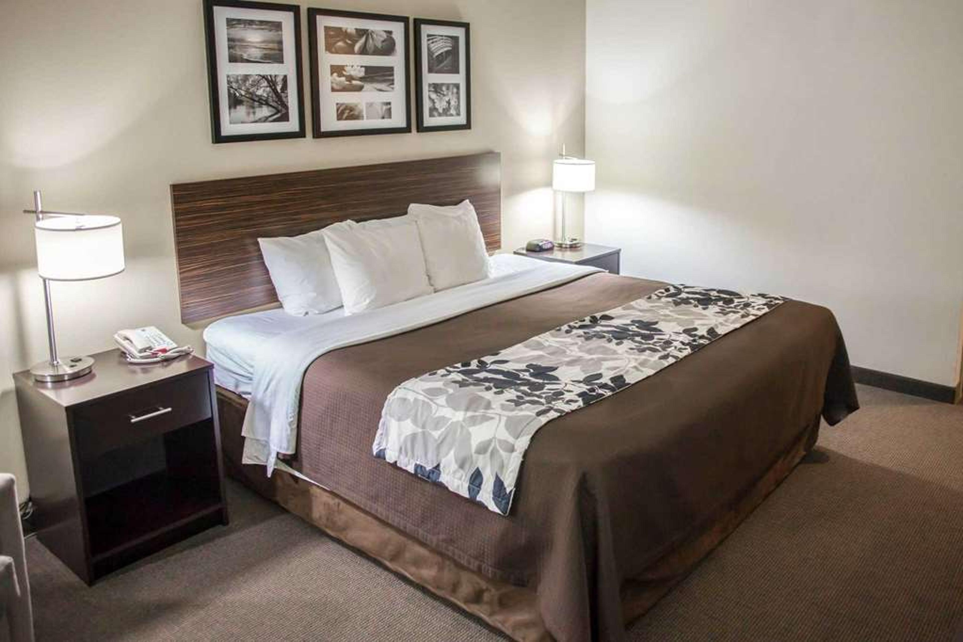 SLEEP INN AND SUITES LIBERTY