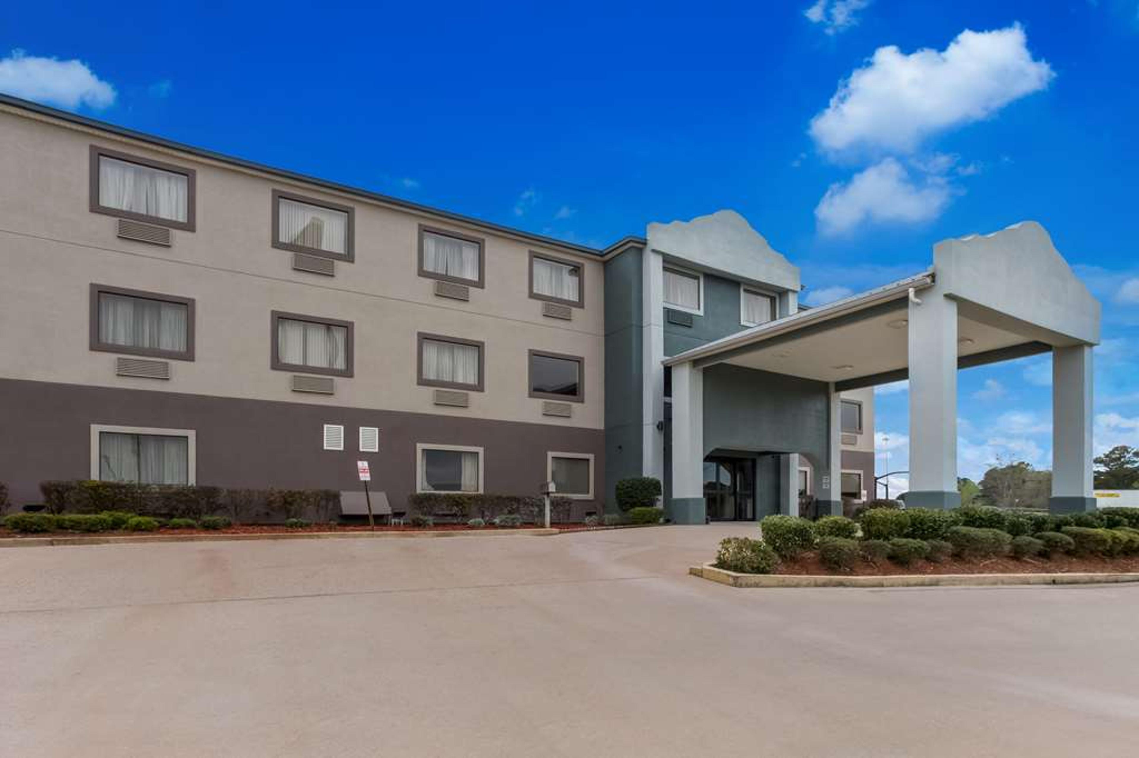 QUALITY INN AND SUITES PEARL-JACKSO