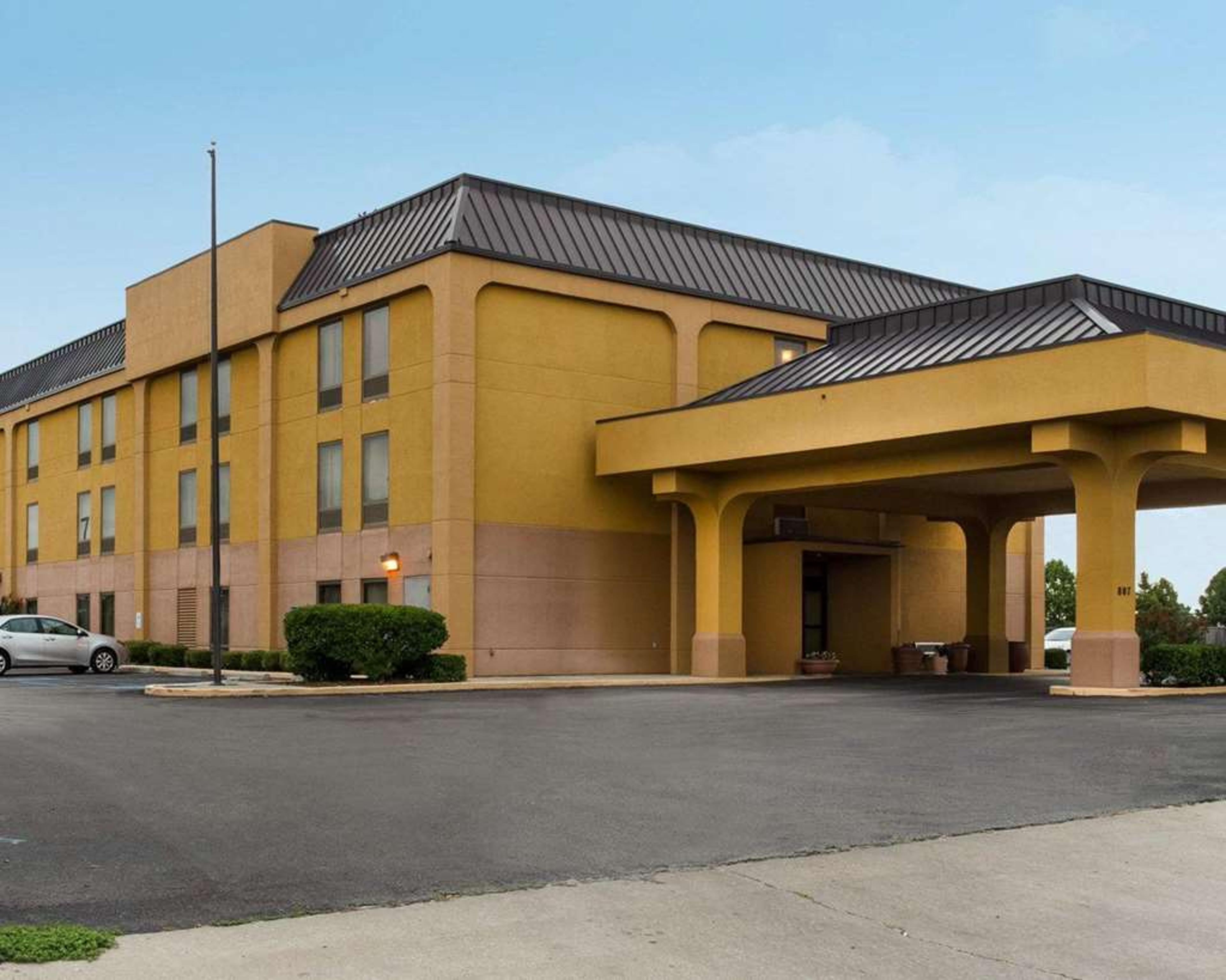 Hotel Photo 1