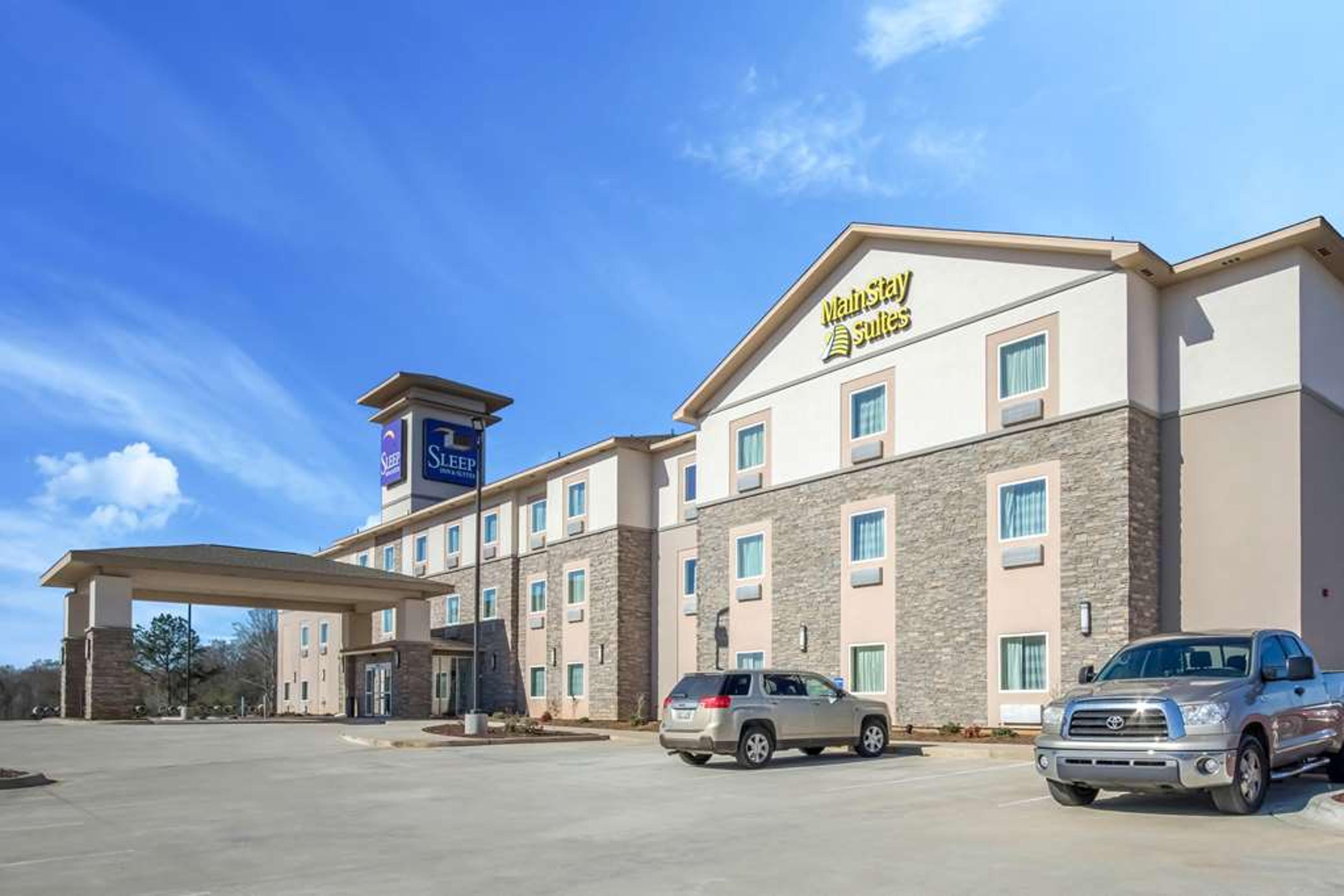 MAINSTAY SUITES MERIDIAN - BONITA L
