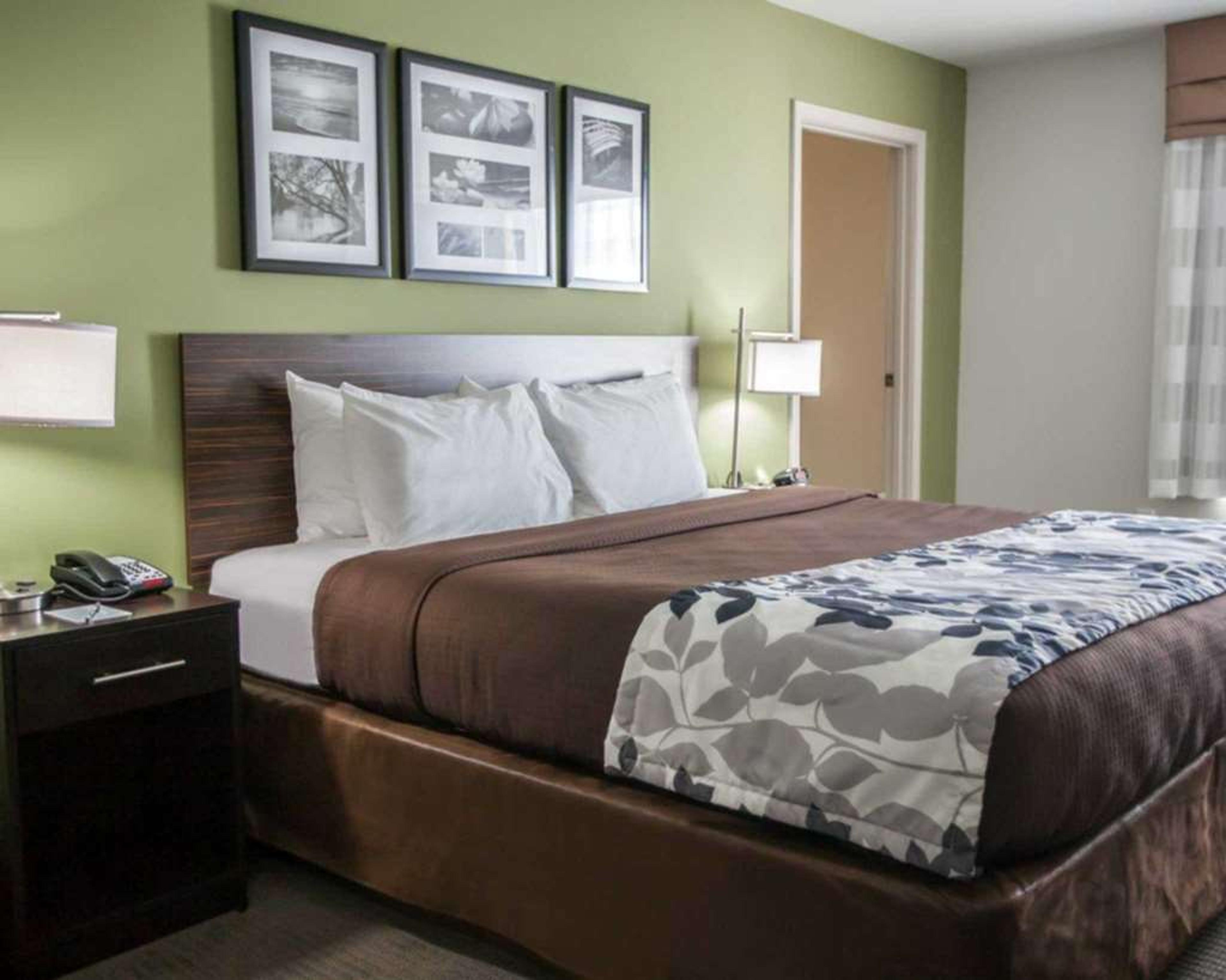 SLEEP INN AND SUITES GULFPORT