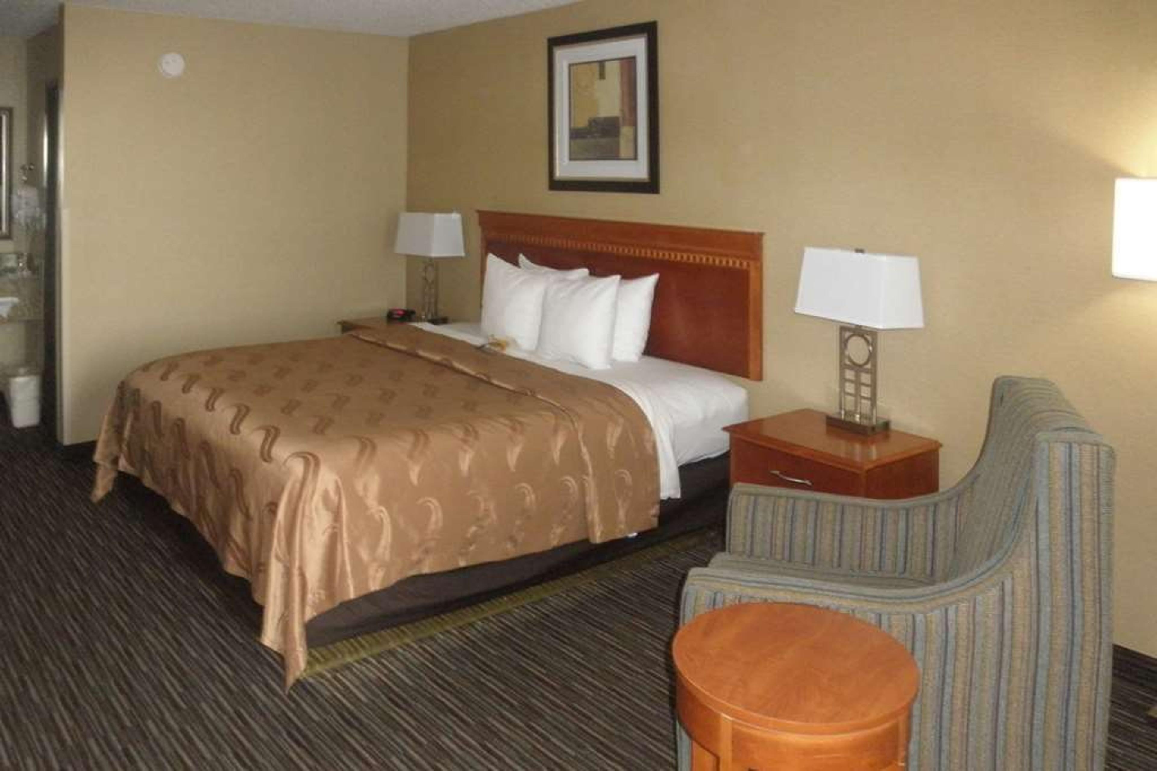 QUALITY INN COLUMBUS MS