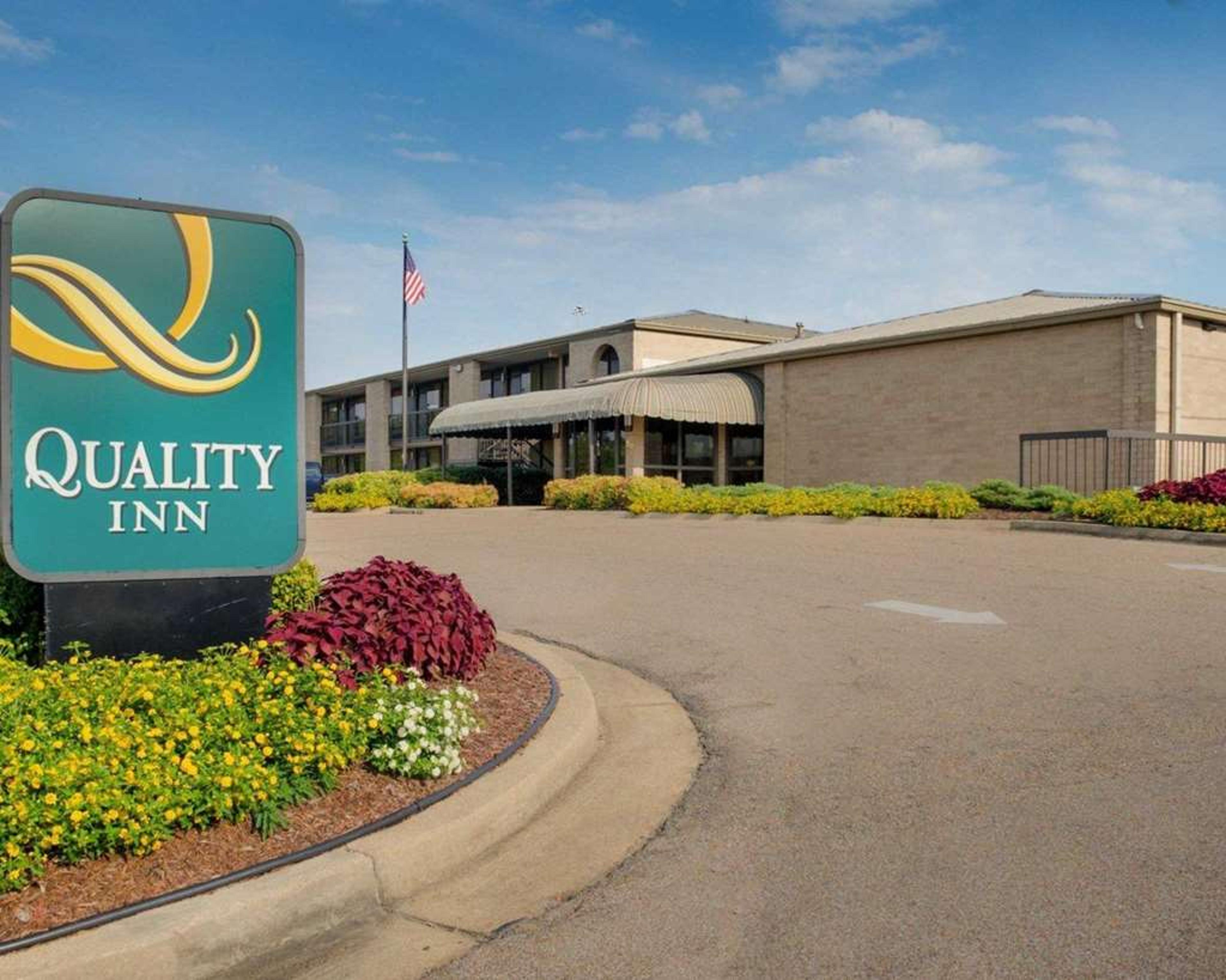 QUALITY INN COLUMBUS MS